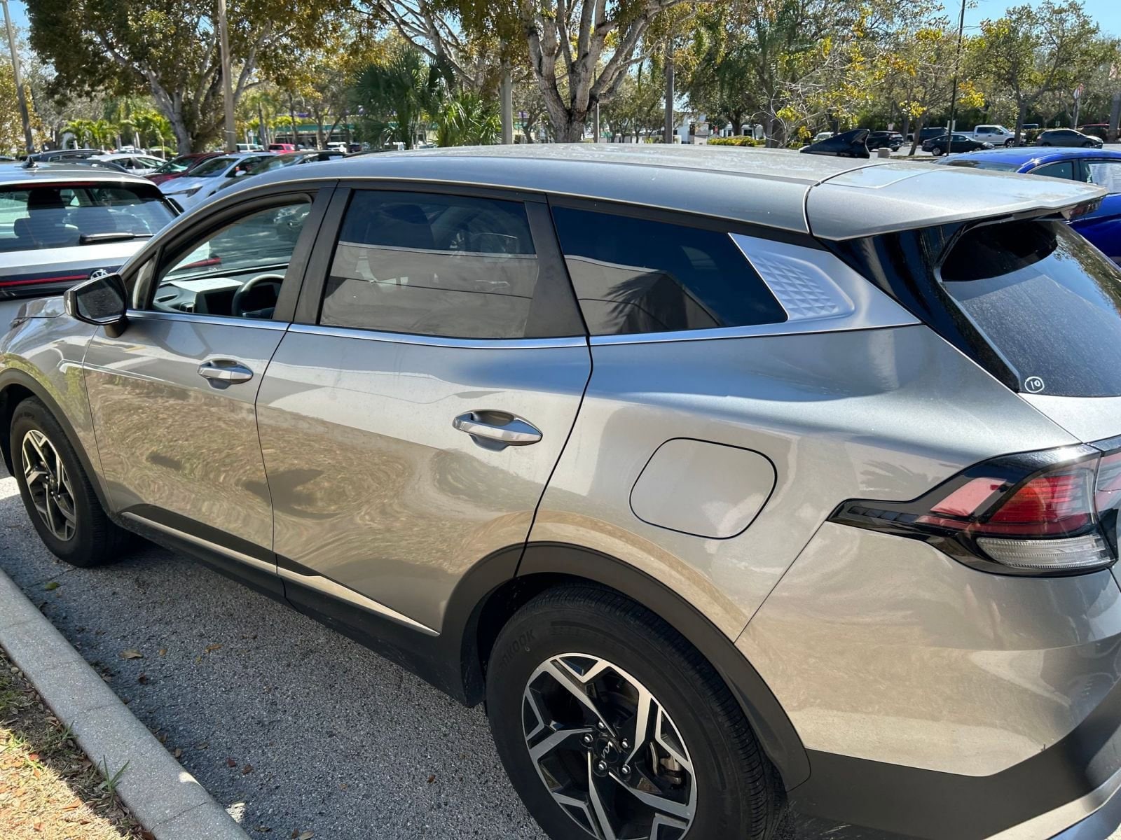 Thumbnail: 2025 Kia Sportage - 6