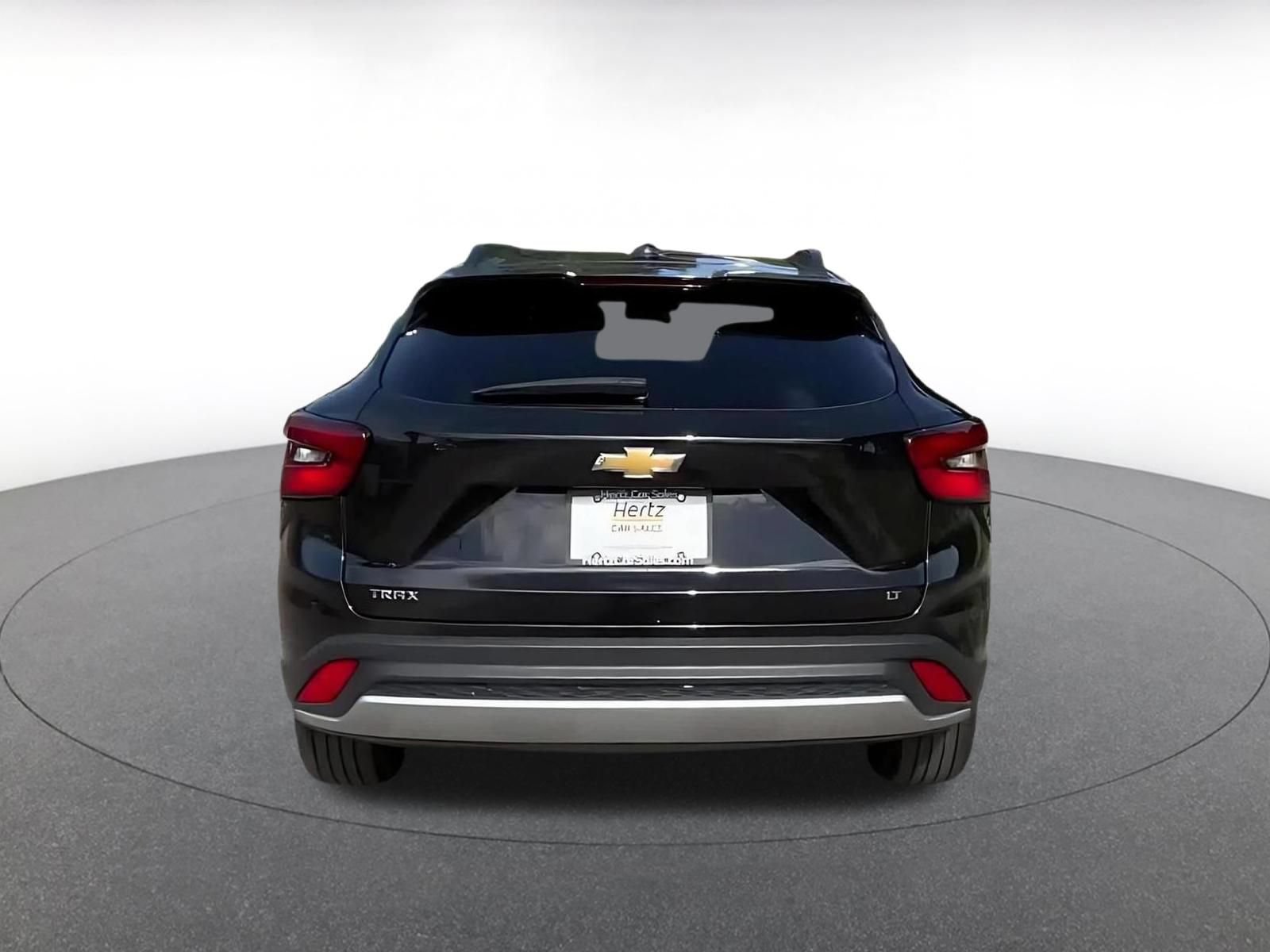 Thumbnail: 2025 Chevrolet Trax - 12
