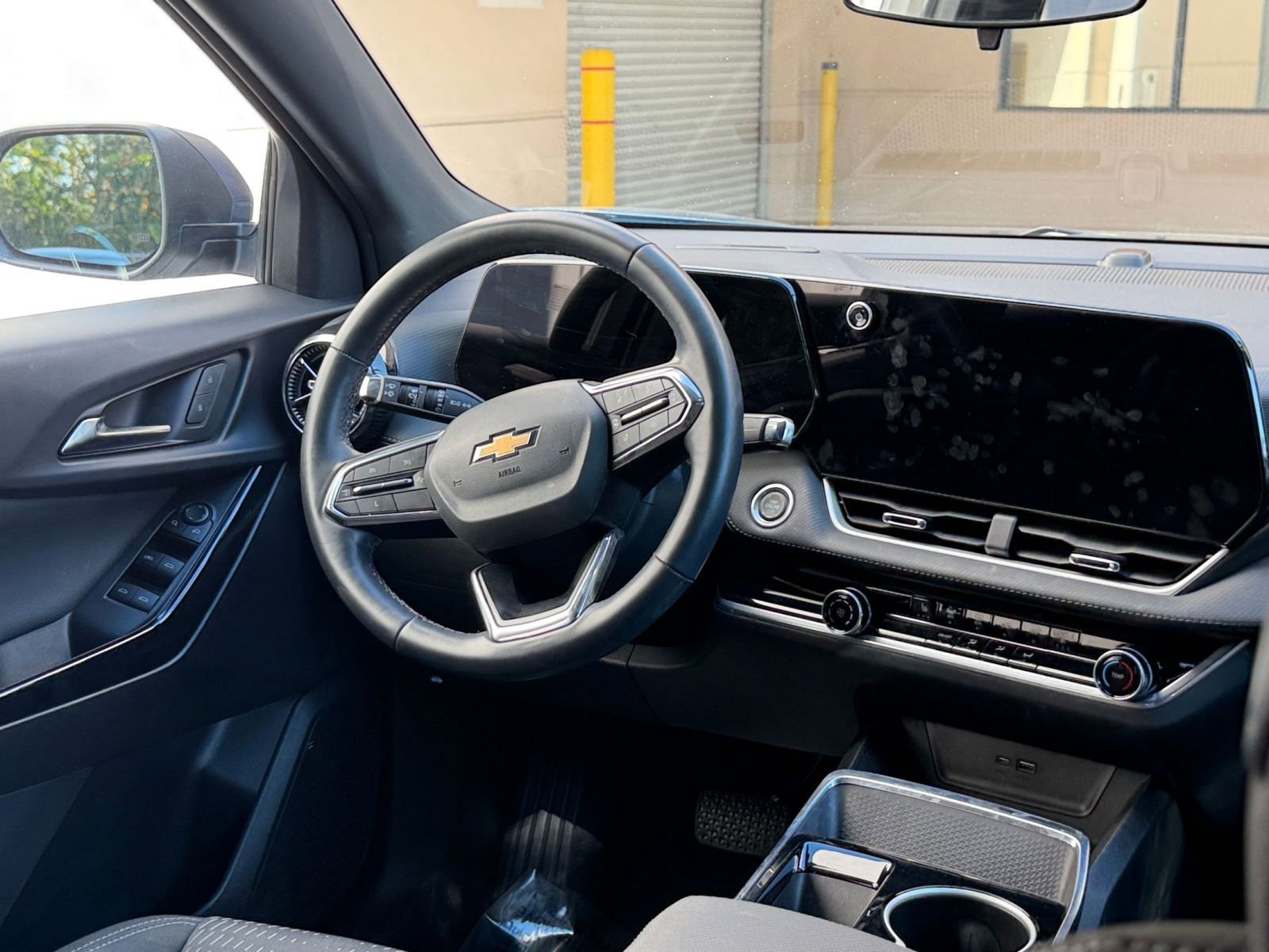 Thumbnail: 2025 Chevrolet Equinox - 28