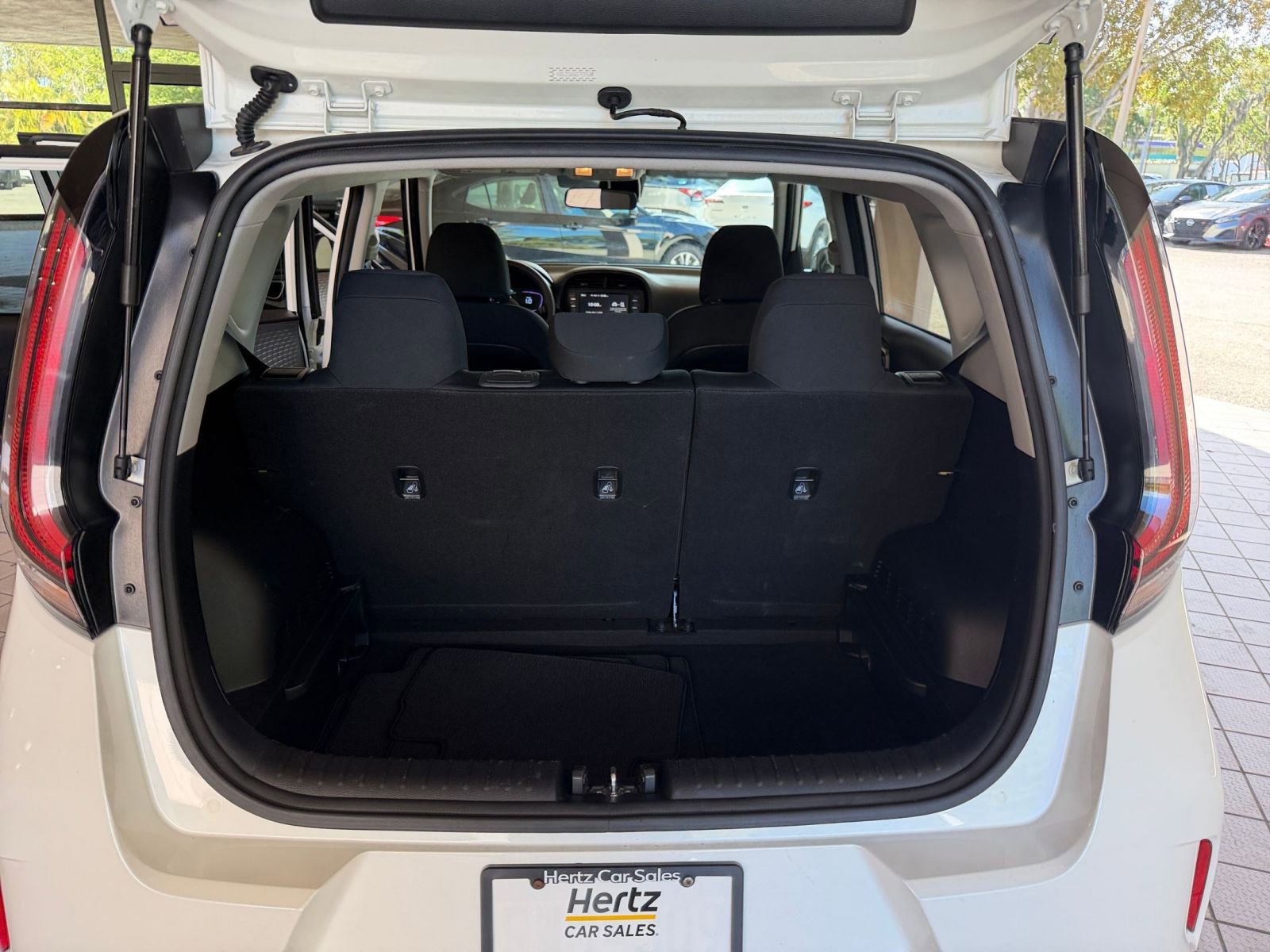 Thumbnail: 2025 Kia Soul - 25