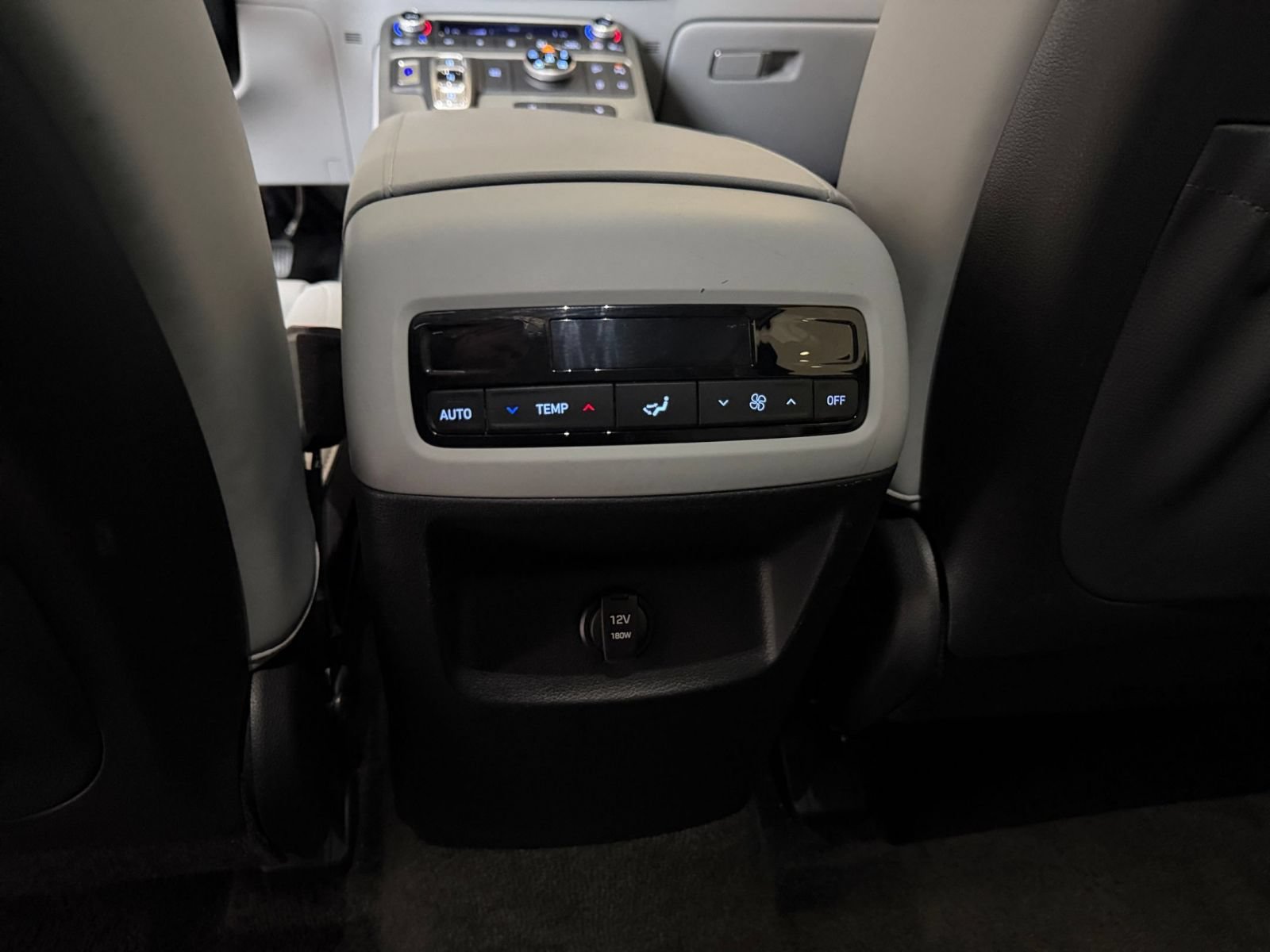 Thumbnail: 2024 Hyundai Palisade - 18