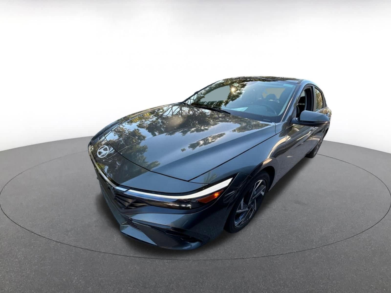 Thumbnail: 2025 Hyundai Elantra - 9