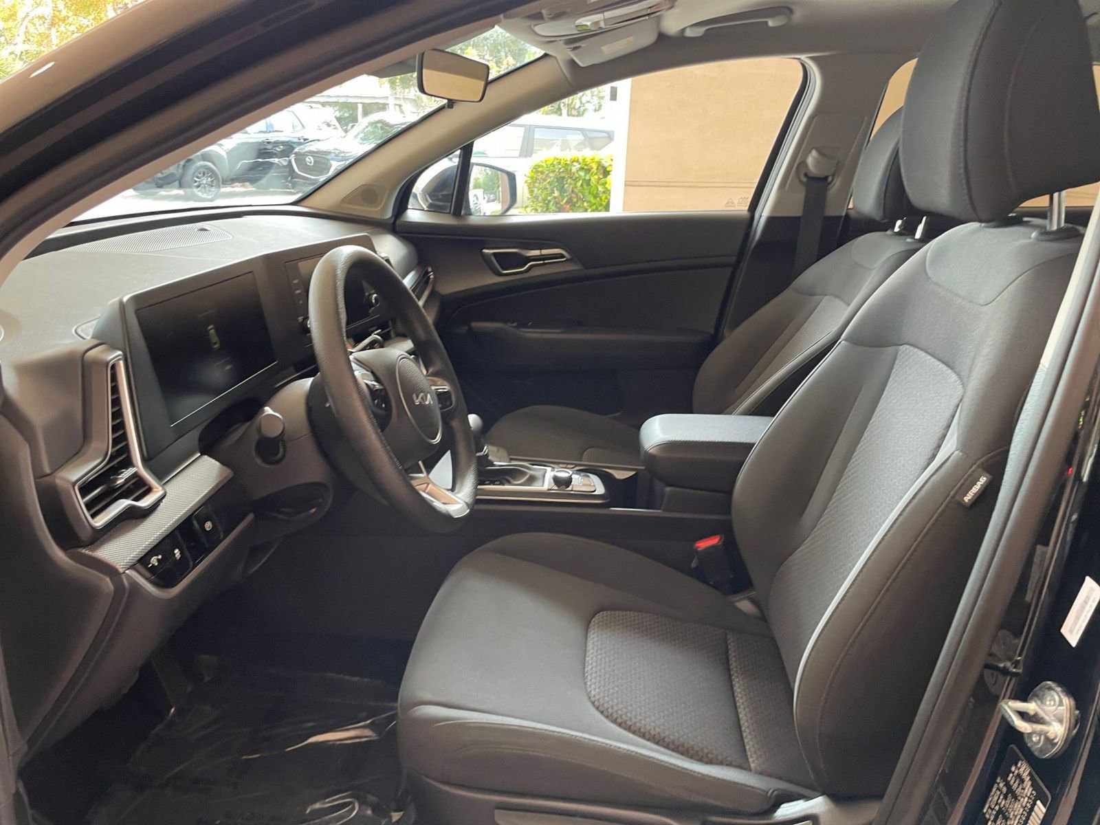 Thumbnail: 2025 Kia Sportage - 21