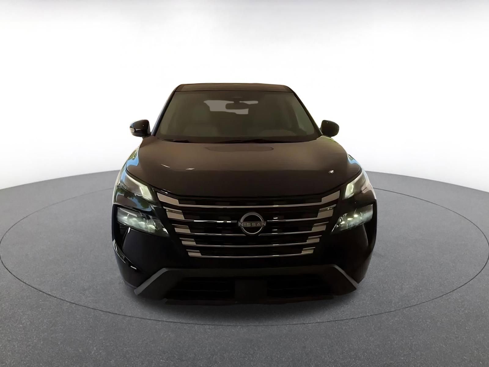 Thumbnail: 2025 Nissan Rogue - 4