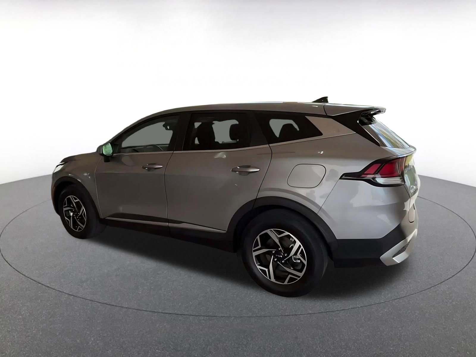 Thumbnail: 2025 Kia Sportage - 10