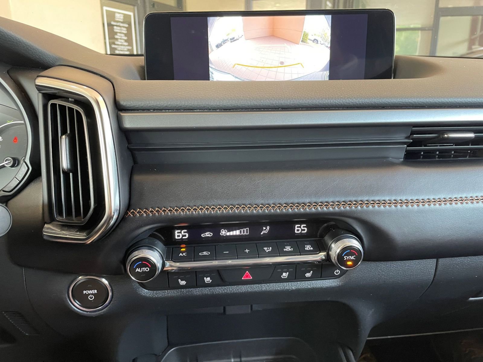 Thumbnail: 2025 Mazda CX-50 - 17