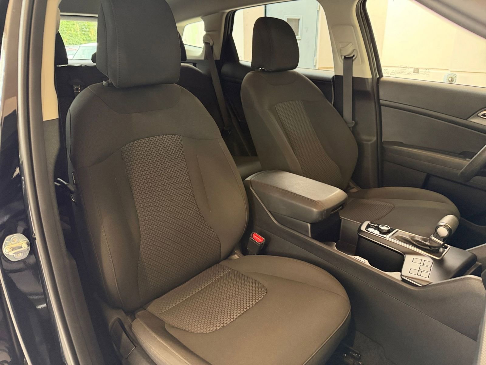 Thumbnail: 2025 Kia Sportage - 30