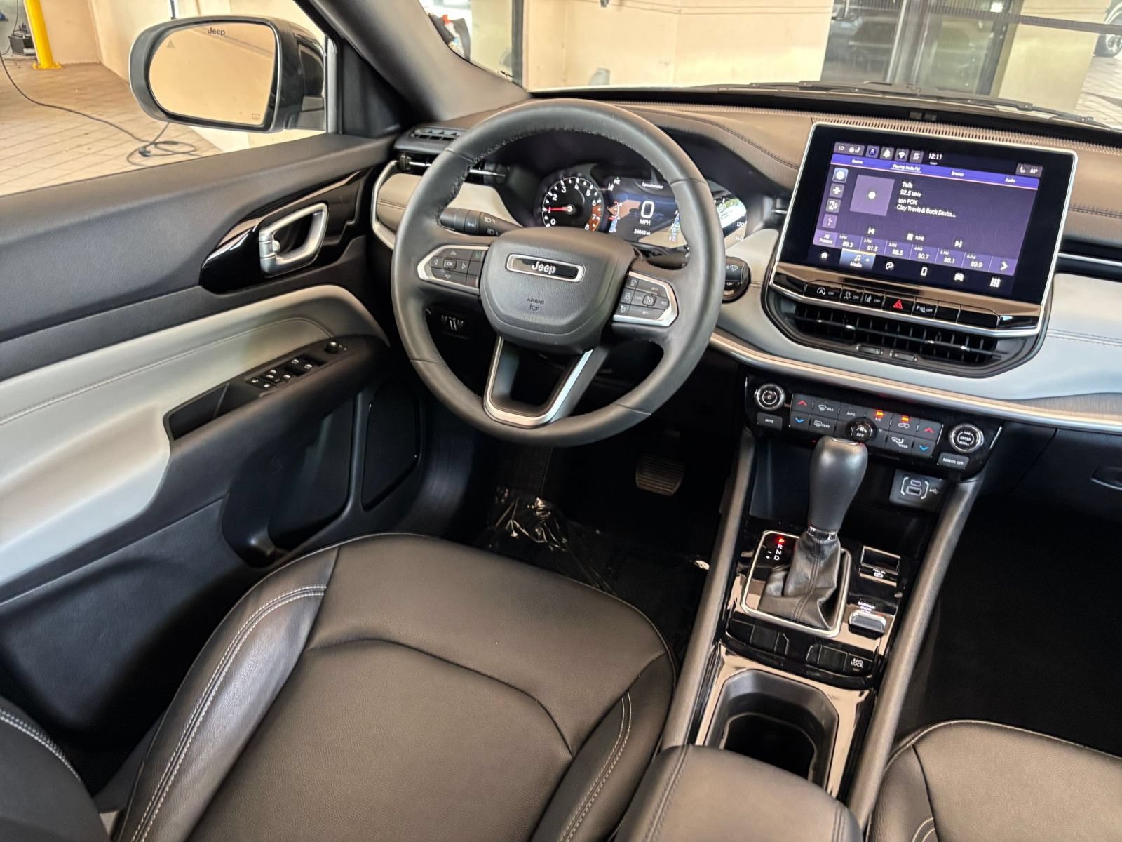 Thumbnail: 2025 Jeep Compass - 34