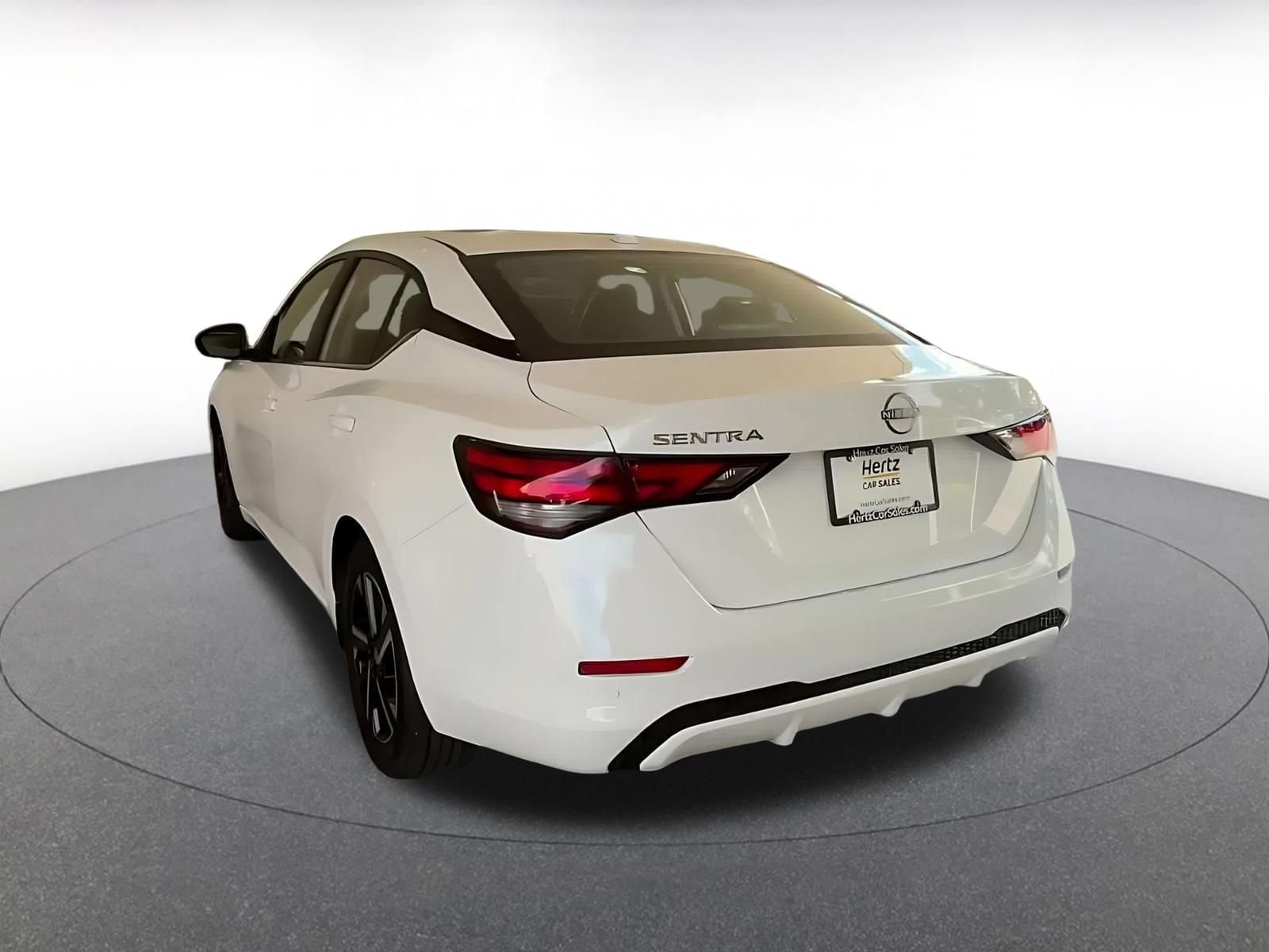 Thumbnail: 2025 Nissan Sentra - 9