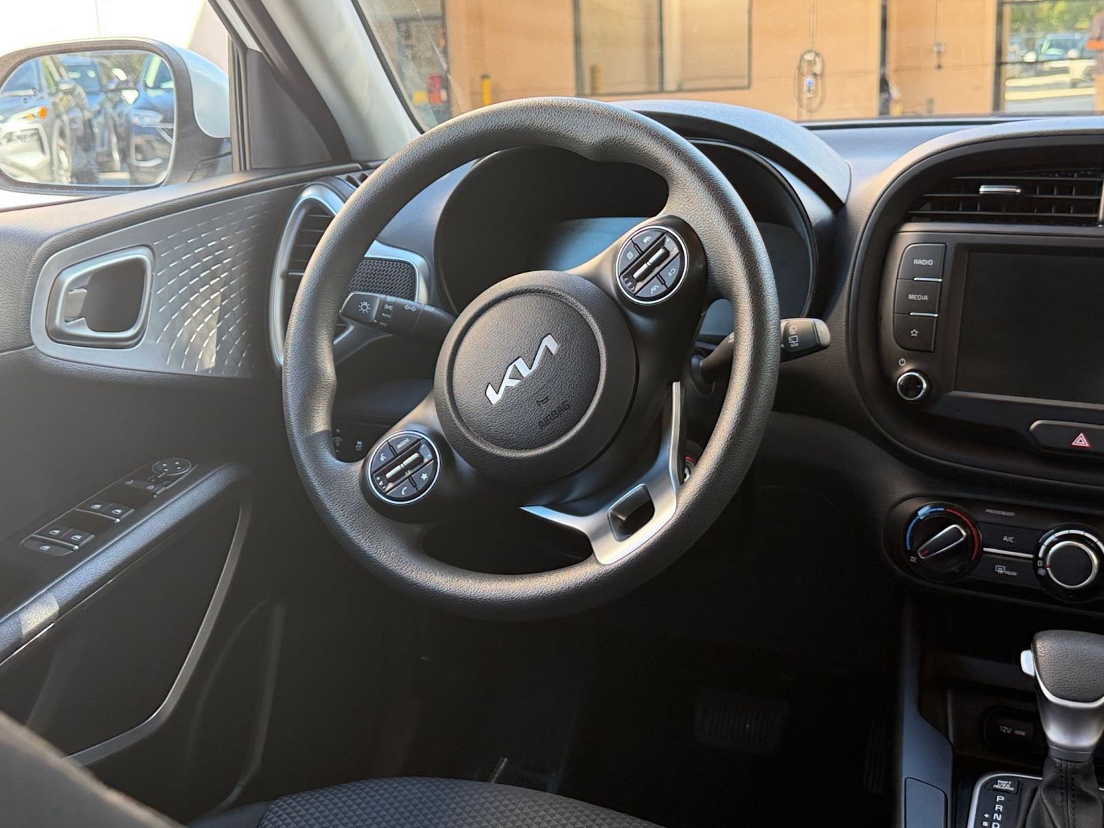 Thumbnail: 2025 Kia Soul - 28