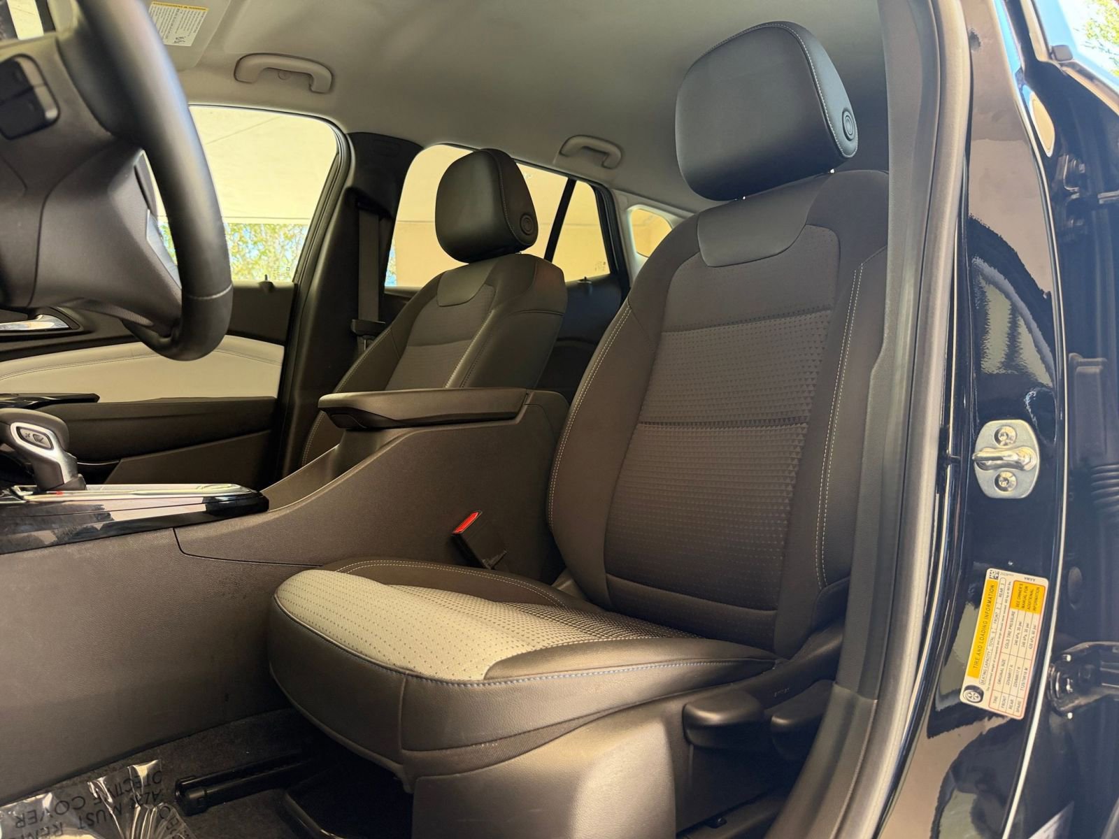 Thumbnail: 2025 Chevrolet Trax - 22