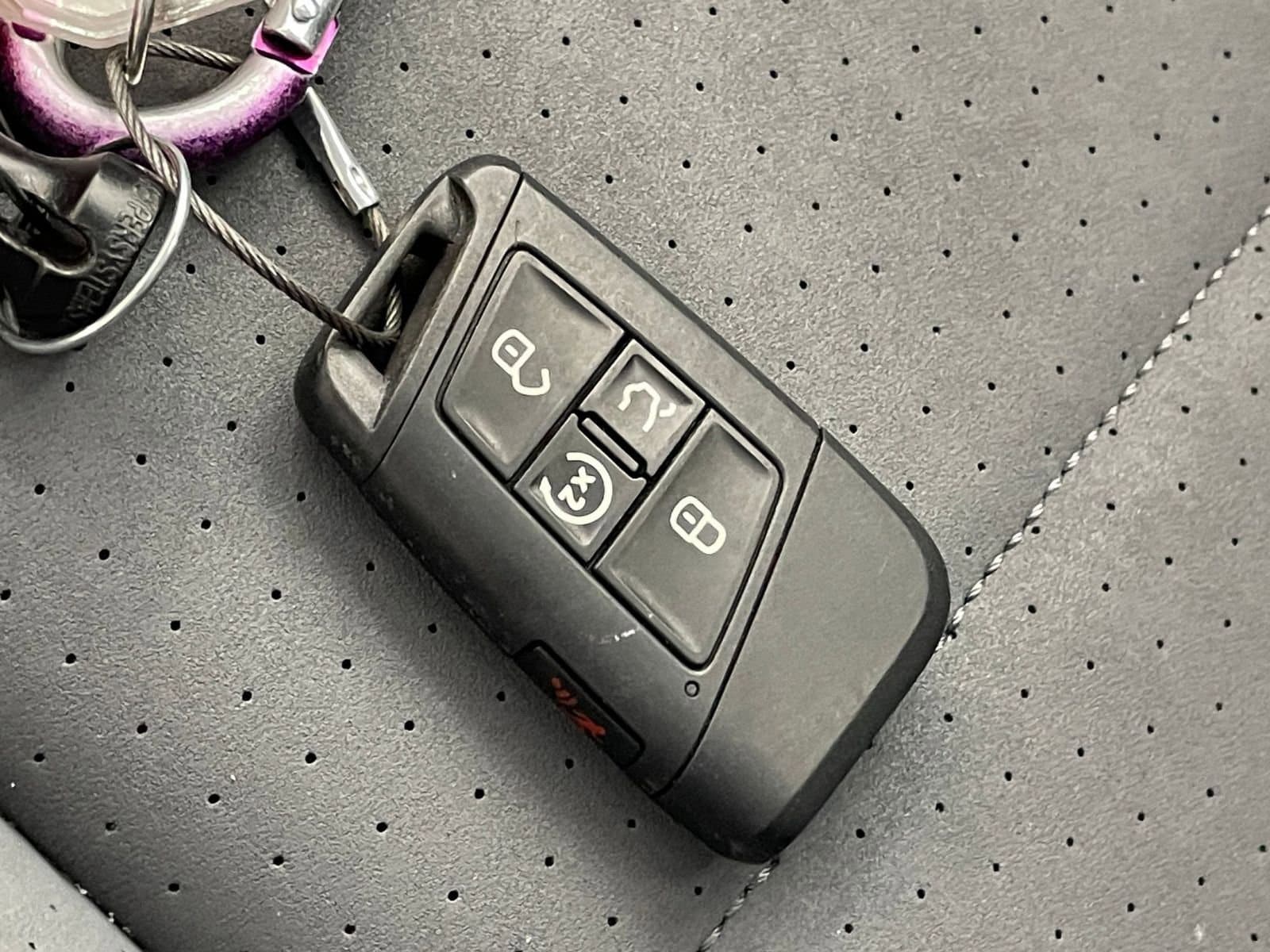 Thumbnail: 2025 Volkswagen Jetta - 22