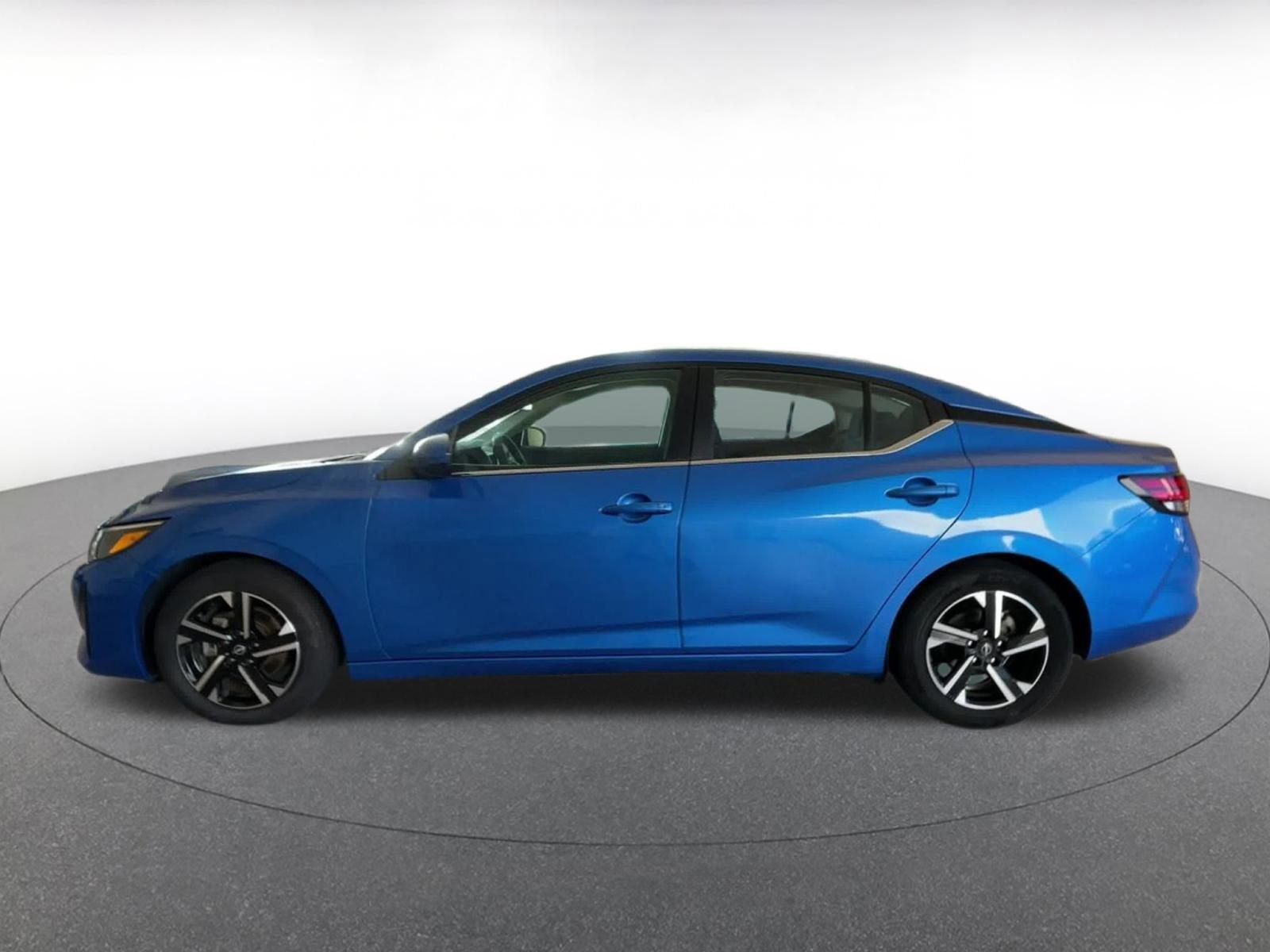 Thumbnail: 2025 Nissan Sentra - 9