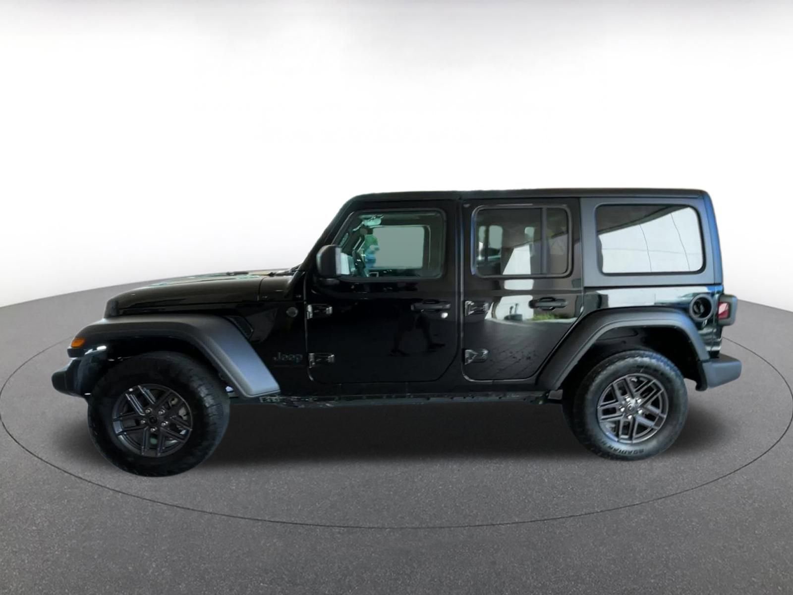 Thumbnail: 2025 Jeep Wrangler - 8