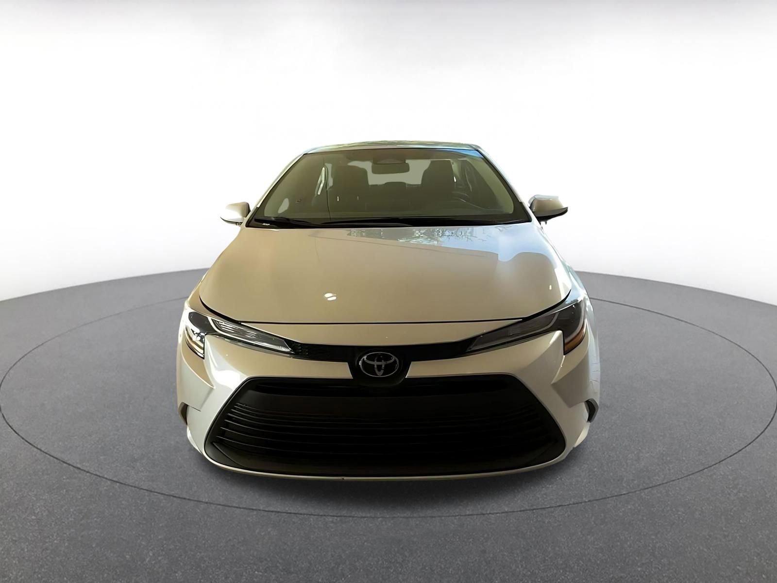 Thumbnail: 2025 Toyota Corolla - 4