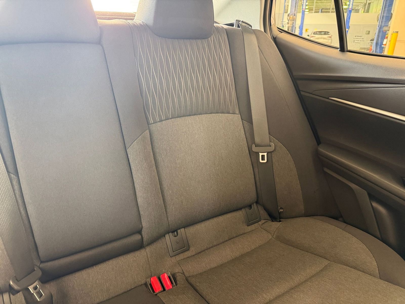 Thumbnail: 2025 Toyota Camry - 31