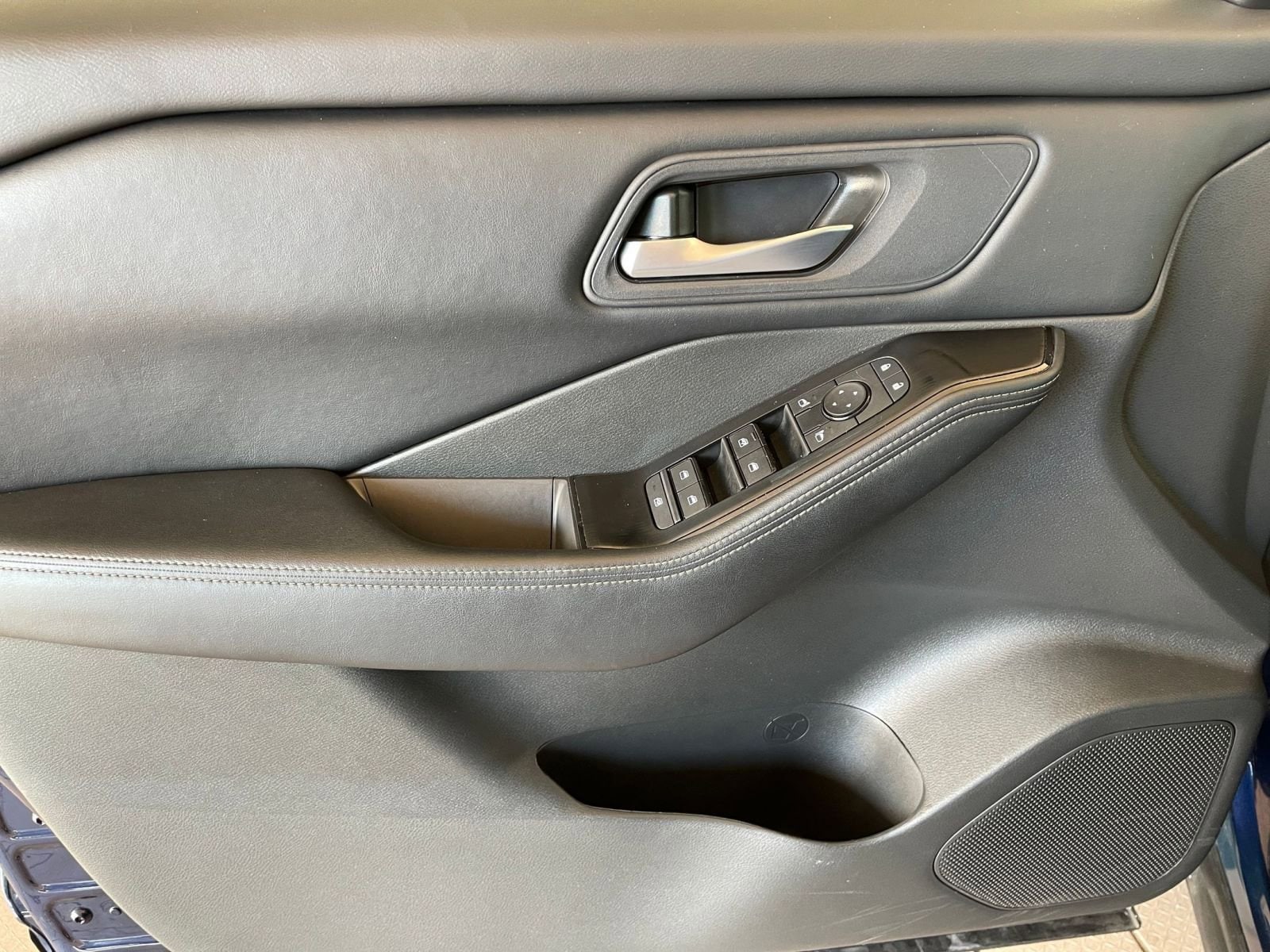 Thumbnail: 2025 Nissan Rogue - 18