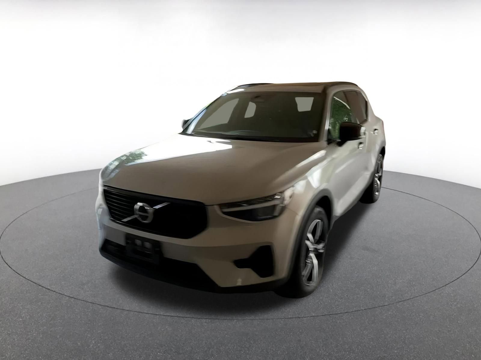 Thumbnail: 2024 Volvo XC40 - 7