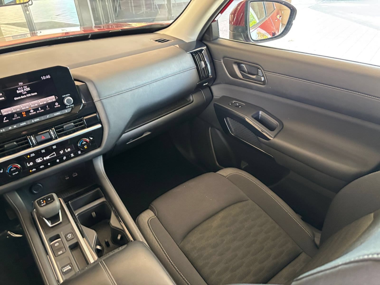 Thumbnail: 2025 Nissan Pathfinder - 25