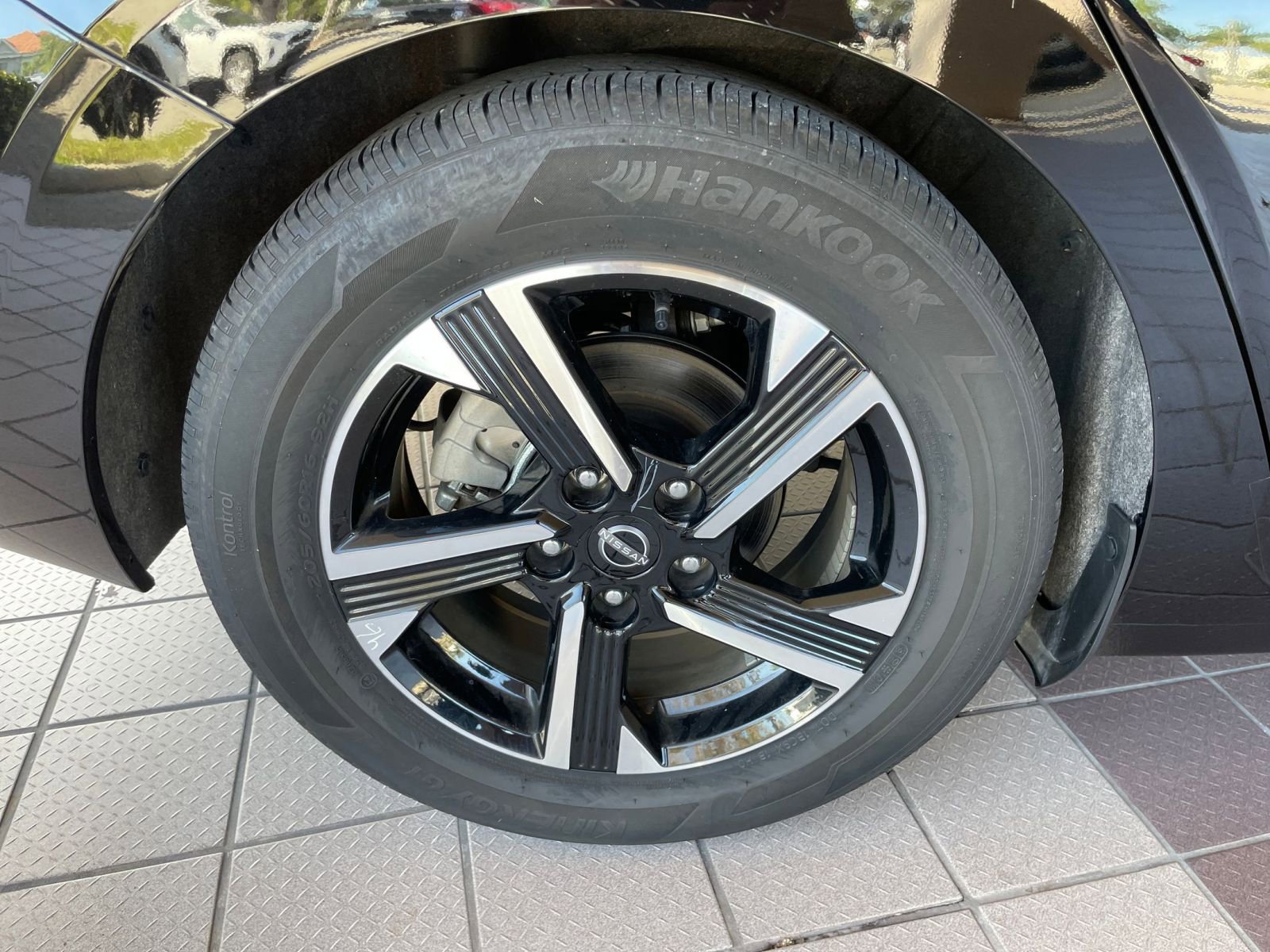 Thumbnail: 2025 Nissan Sentra - 28