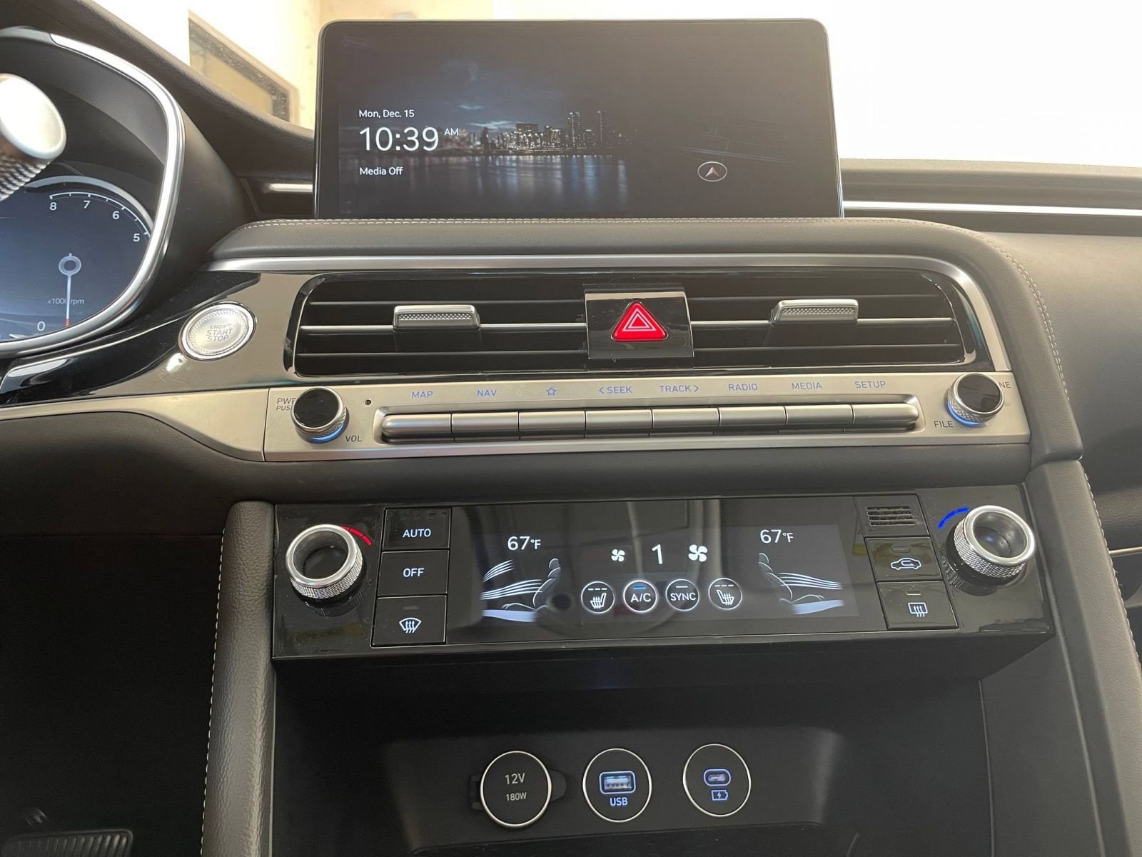 Thumbnail: 2025 Genesis G70 - 20