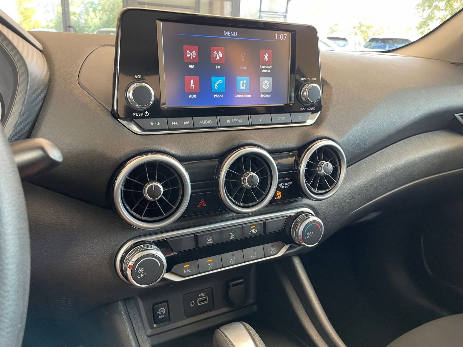 Thumbnail: 2025 Nissan Sentra - 18