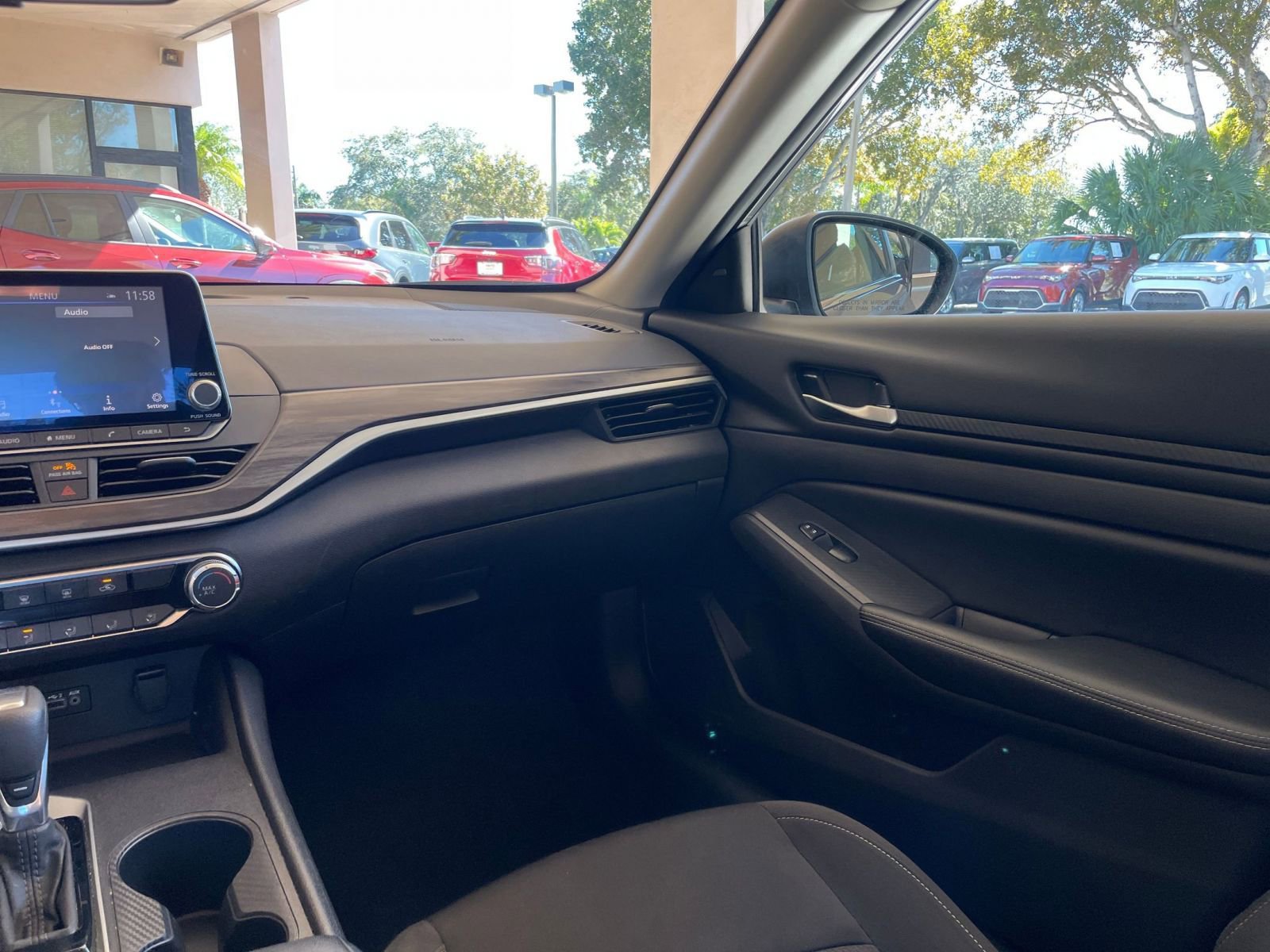 Thumbnail: 2025 Nissan Altima - 29