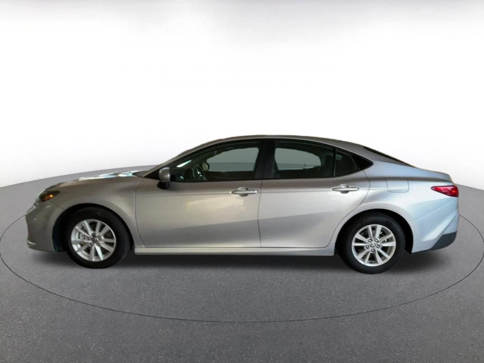 Thumbnail: 2025 Toyota Camry - 9