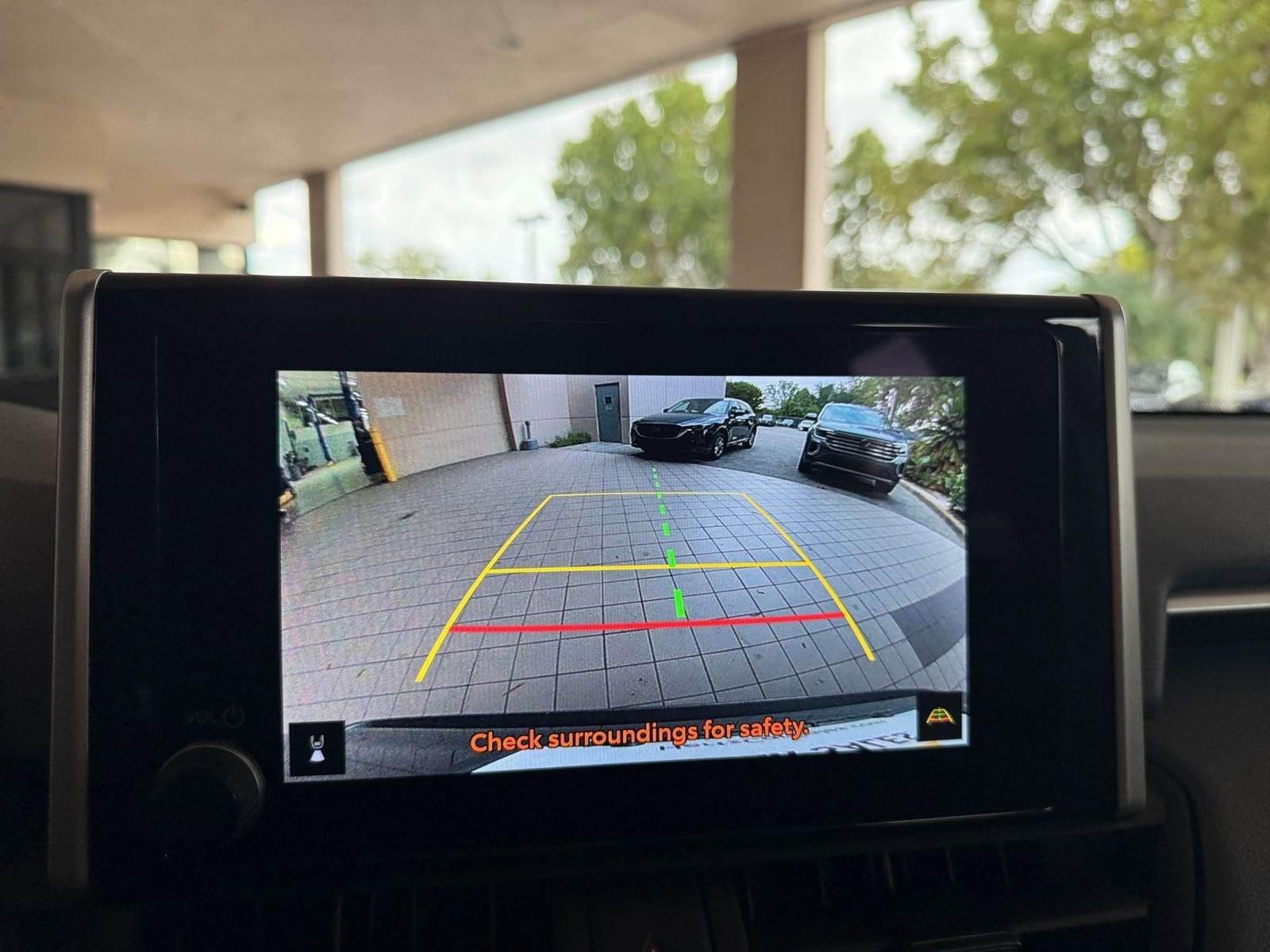 Thumbnail: 2025 Toyota RAV4 - 17