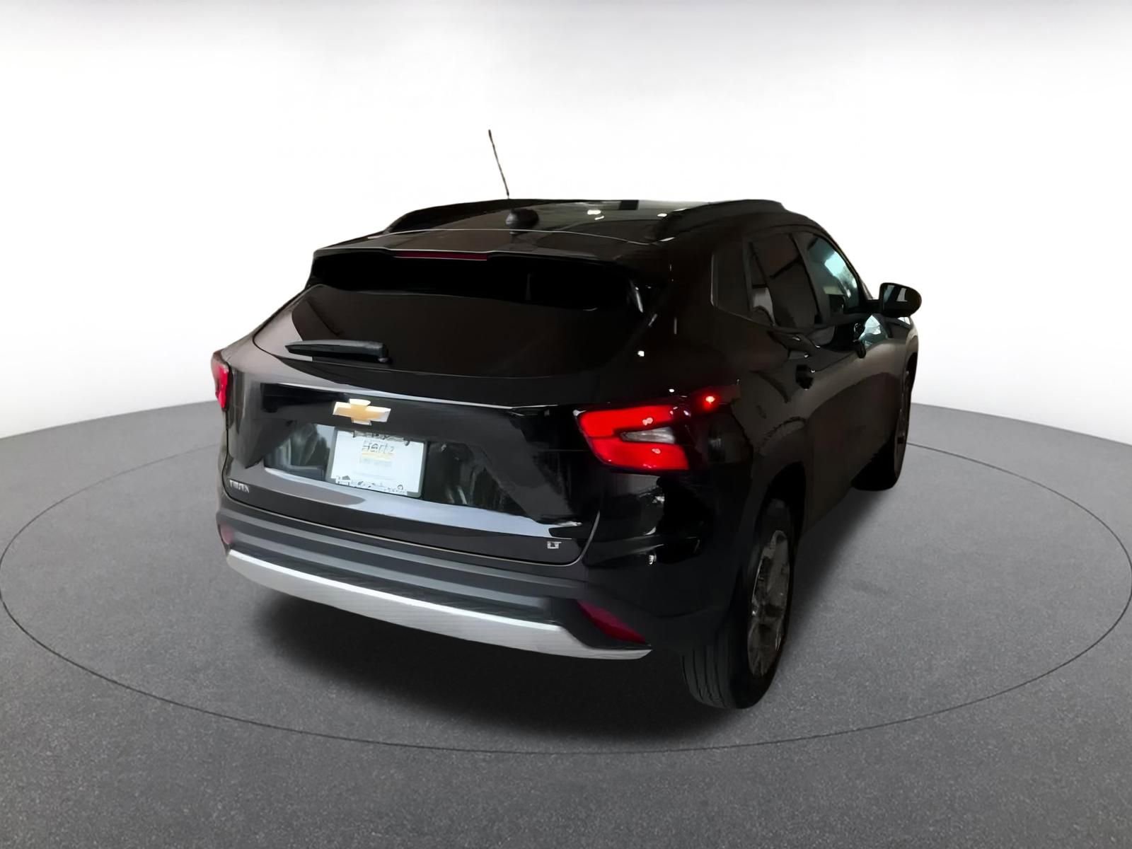 Thumbnail: 2025 Chevrolet Trax - 14