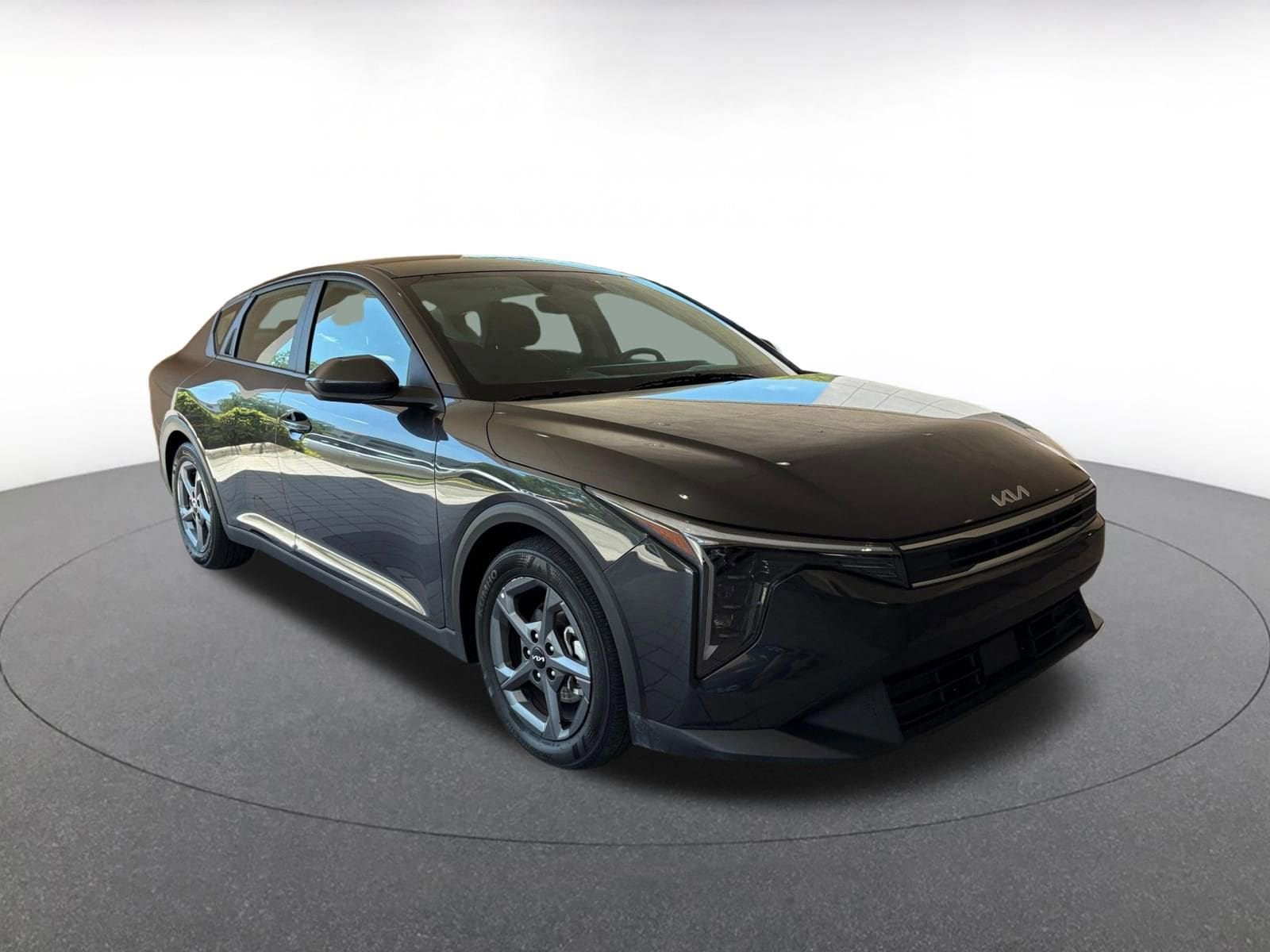 Thumbnail: 2025 Kia K4 - 1