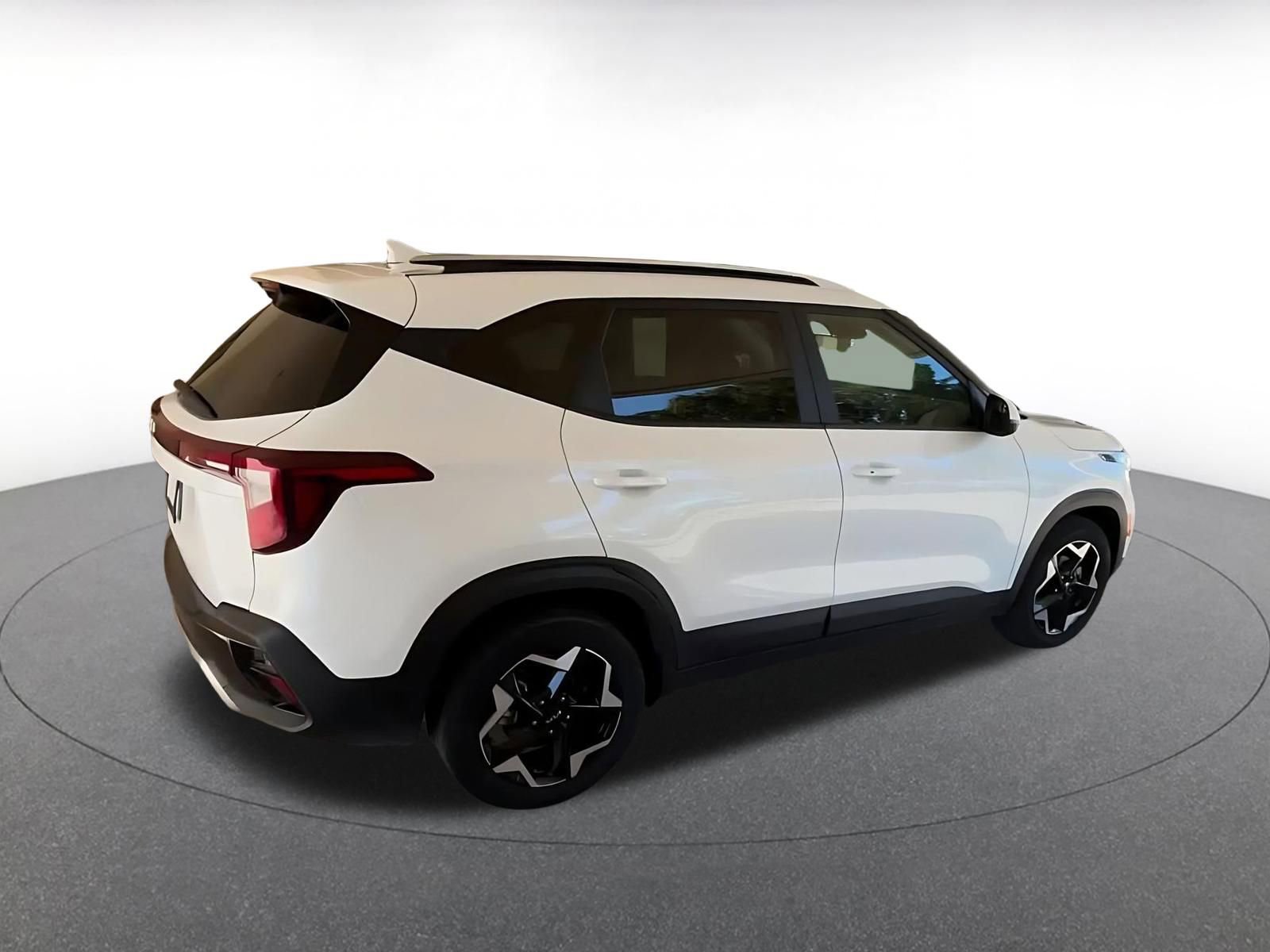 Thumbnail: 2025 Kia Seltos - 14