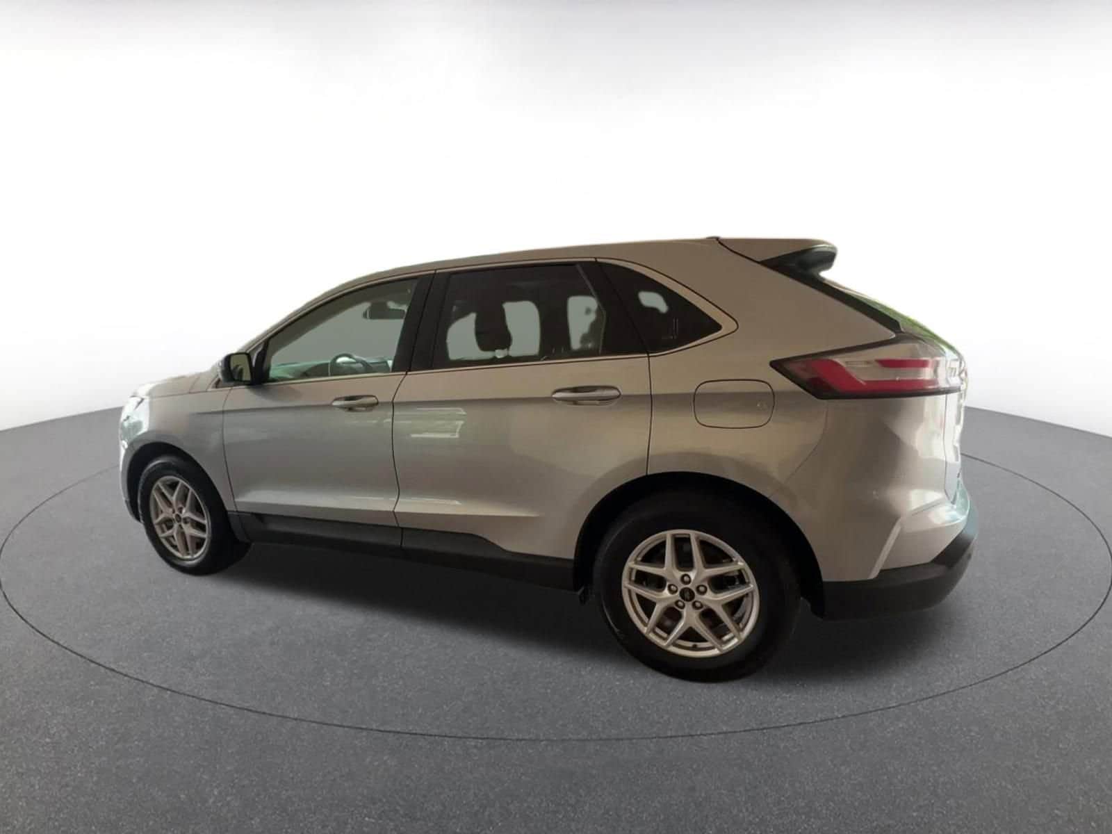 2023 Ford Edge SEL 8