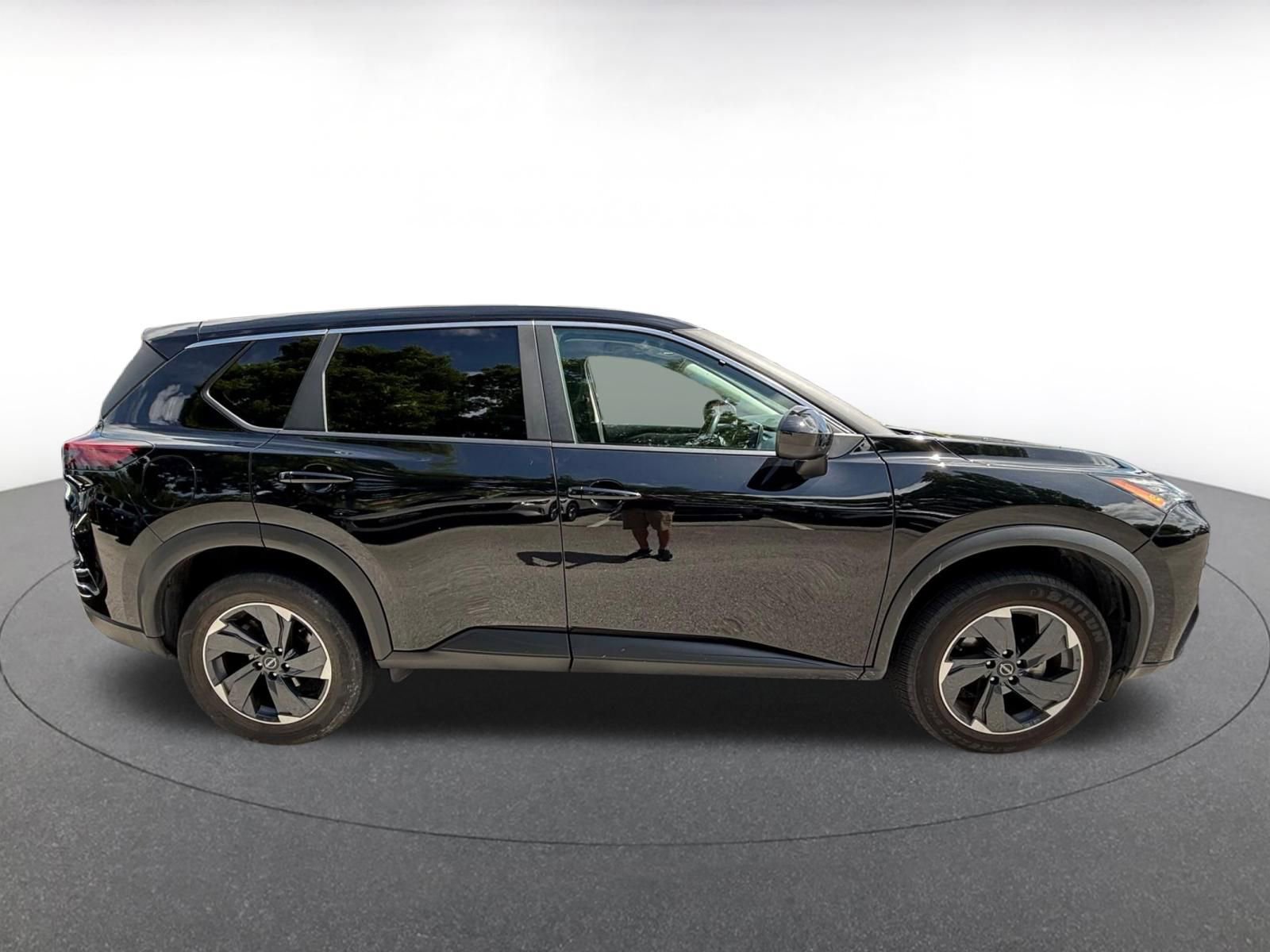 Thumbnail: 2025 Nissan Rogue - 18