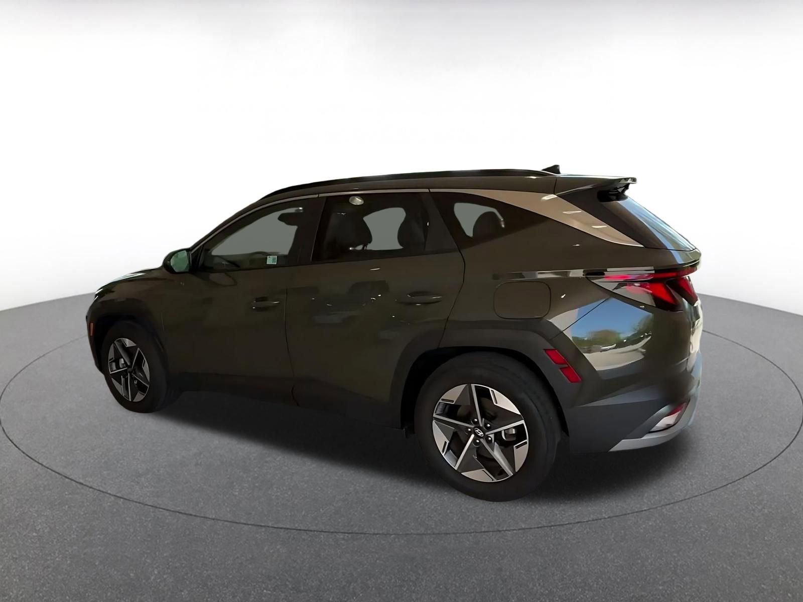 Thumbnail: 2025 Hyundai Tucson - 10
