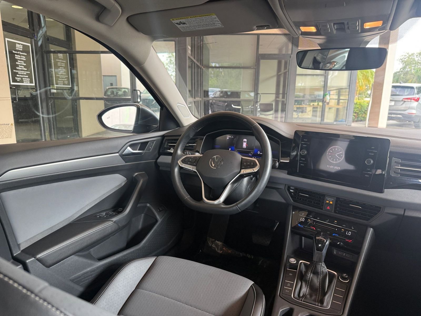 Thumbnail: 2025 Volkswagen Jetta - 28