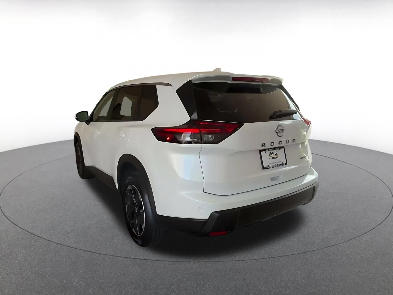Thumbnail: 2025 Nissan Rogue - 10