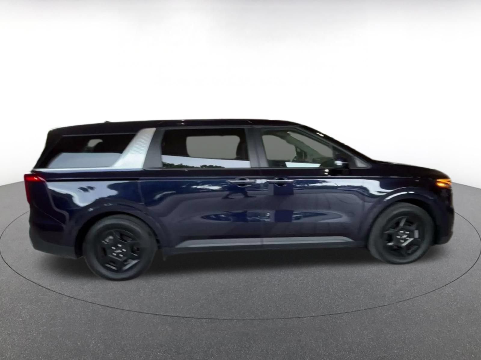 Thumbnail: 2026 Kia Carnival - 15