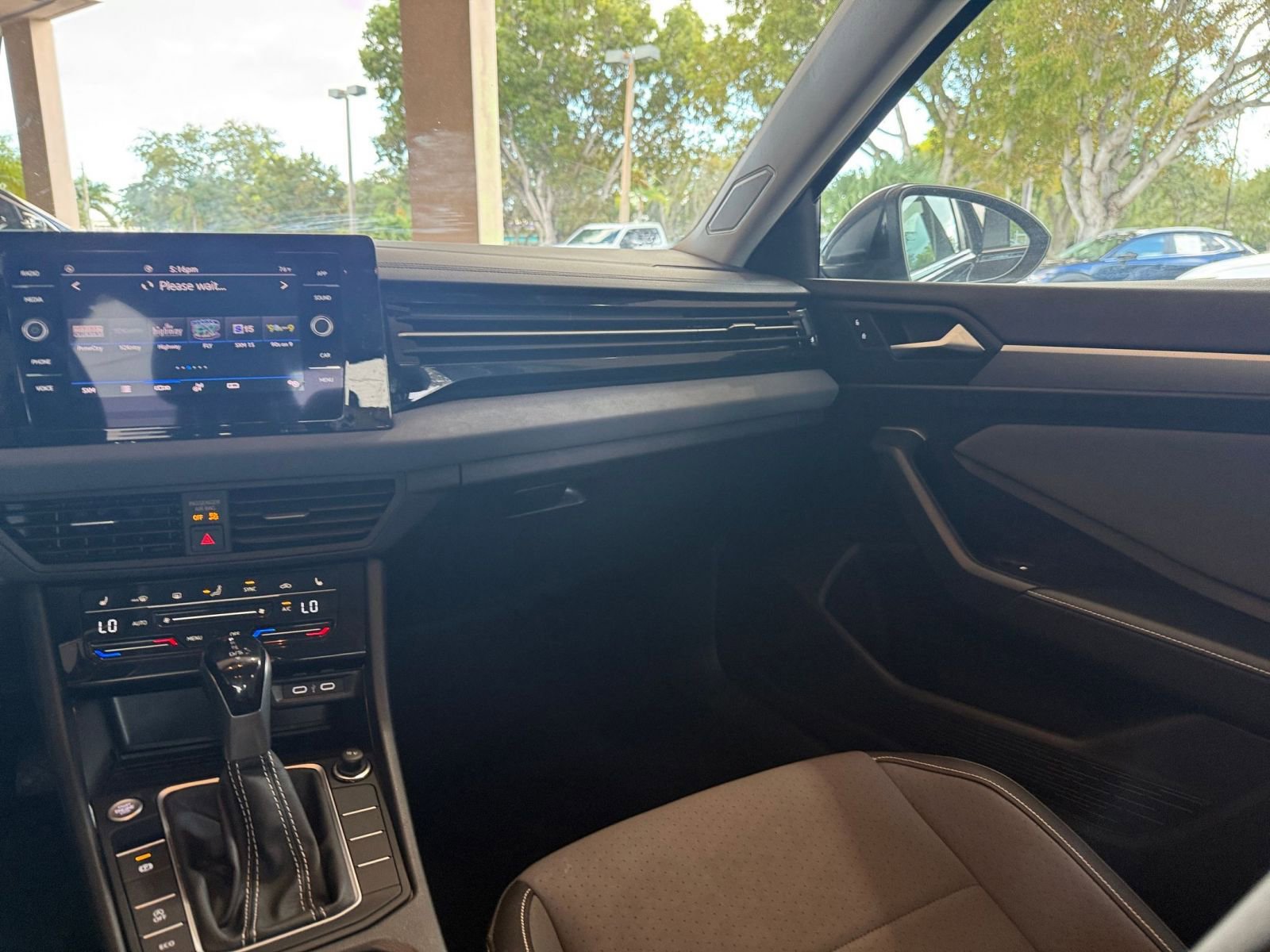 Thumbnail: 2025 Volkswagen Jetta - 29