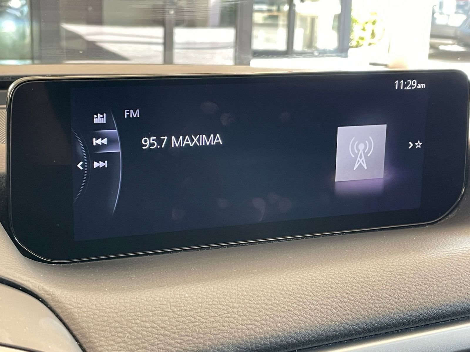 Thumbnail: 2025 Mazda CX-50 - 21