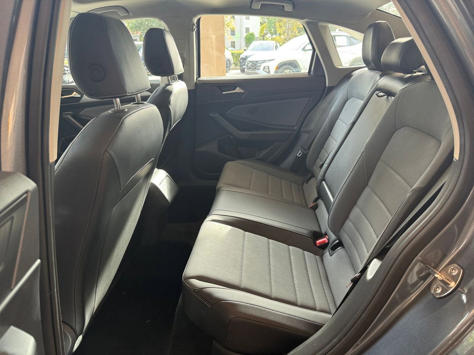 Thumbnail: 2025 Volkswagen Jetta - 20