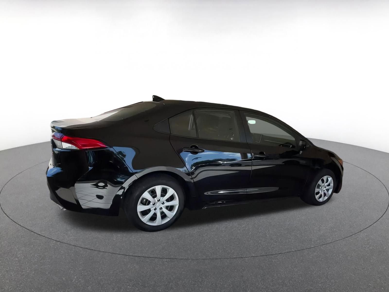 Thumbnail: 2025 Toyota Corolla - 15