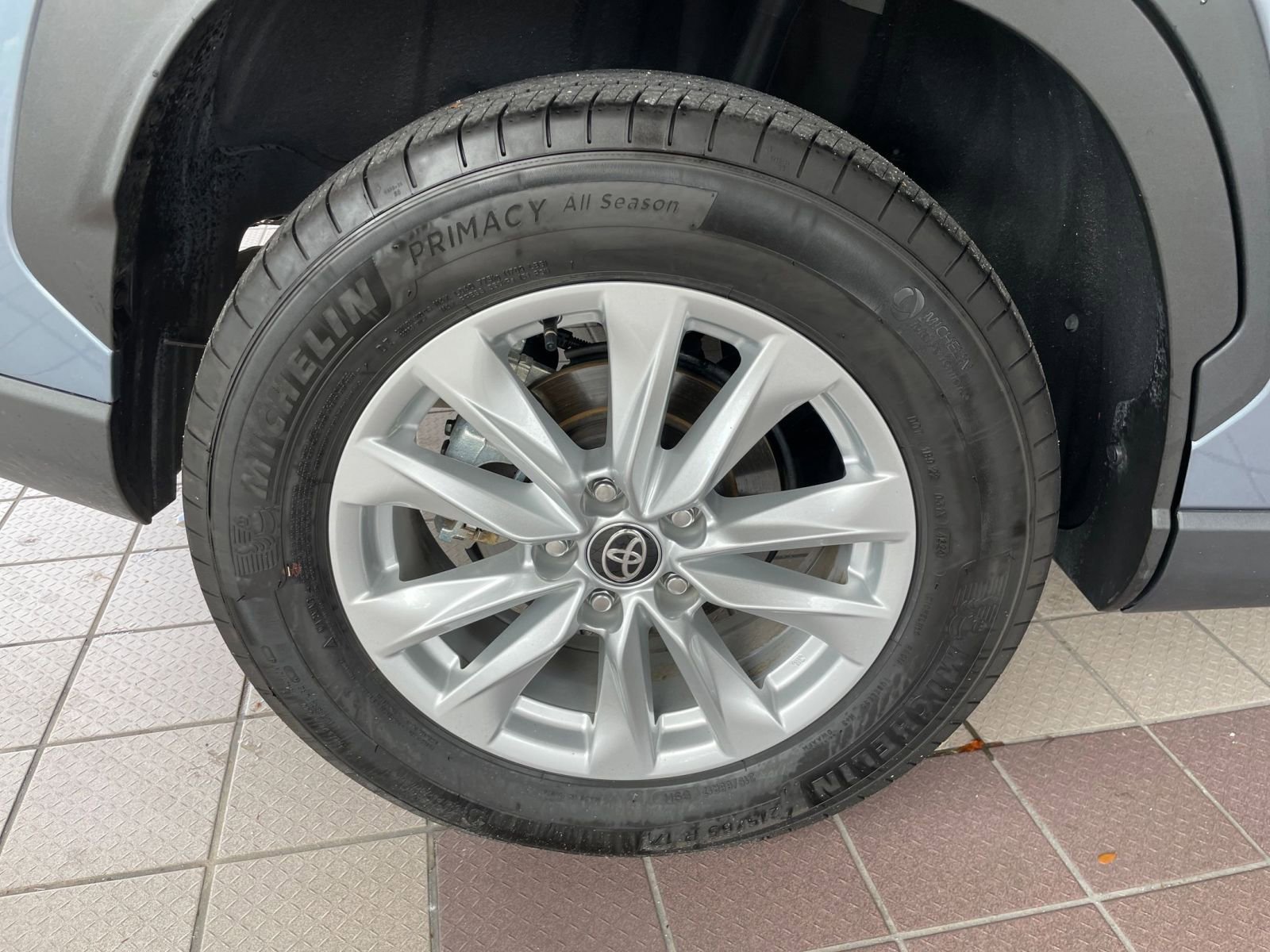 Thumbnail: 2025 Toyota Corolla Cross - 28