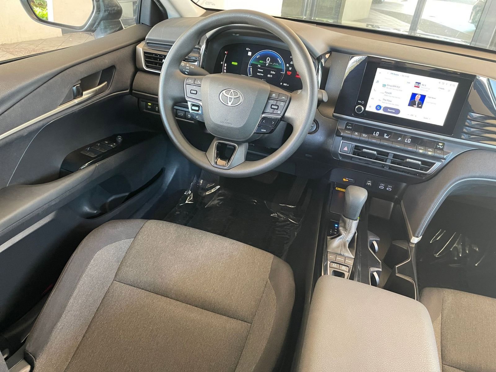 Thumbnail: 2025 Toyota Camry - 33