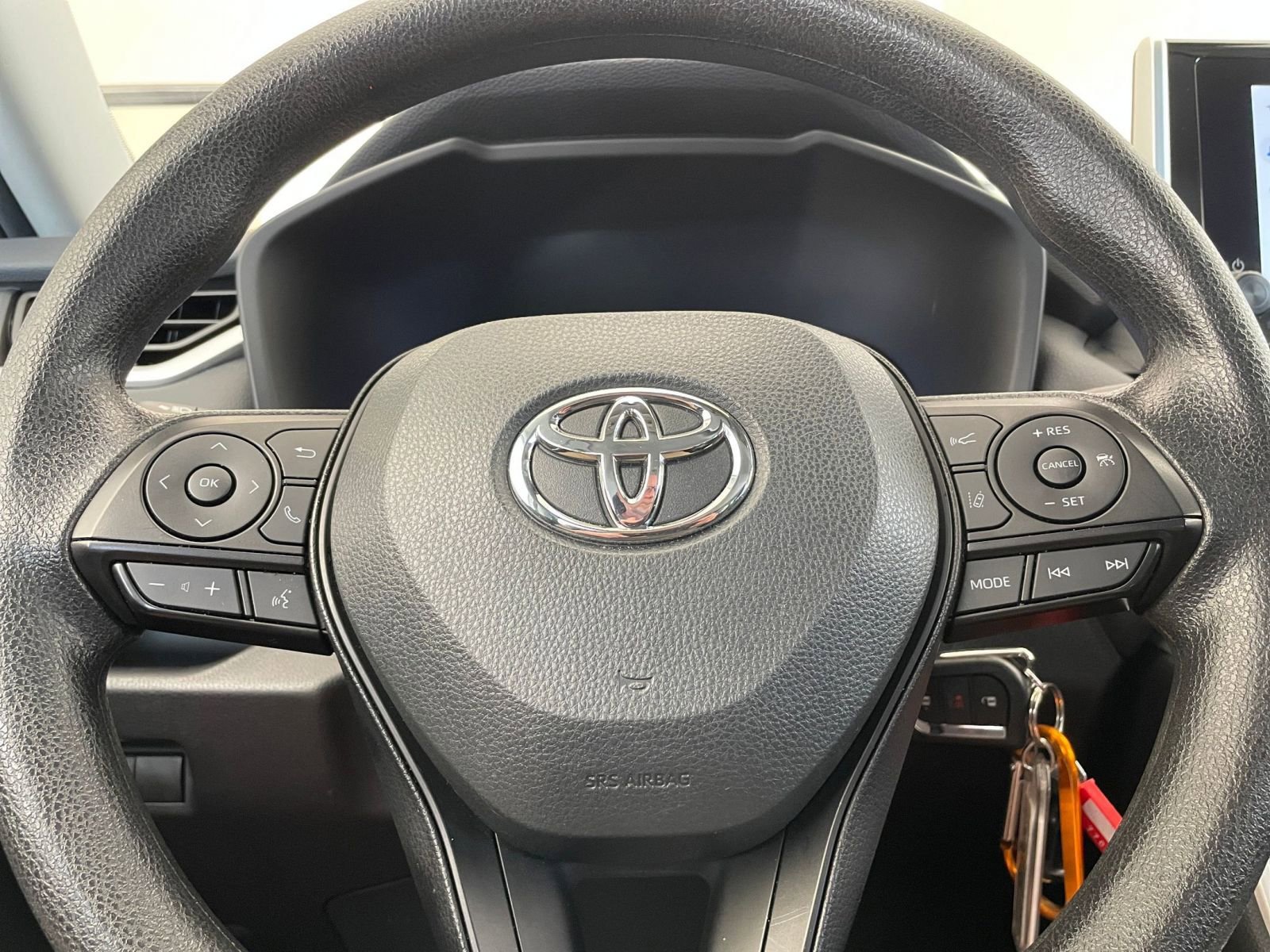 Thumbnail: 2025 Toyota RAV4 - 27