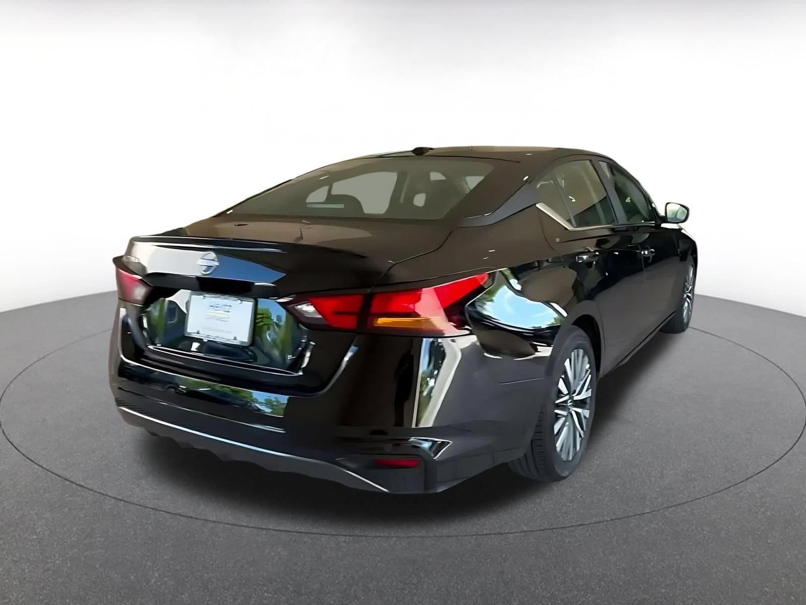 Thumbnail: 2026 Nissan Altima - 14