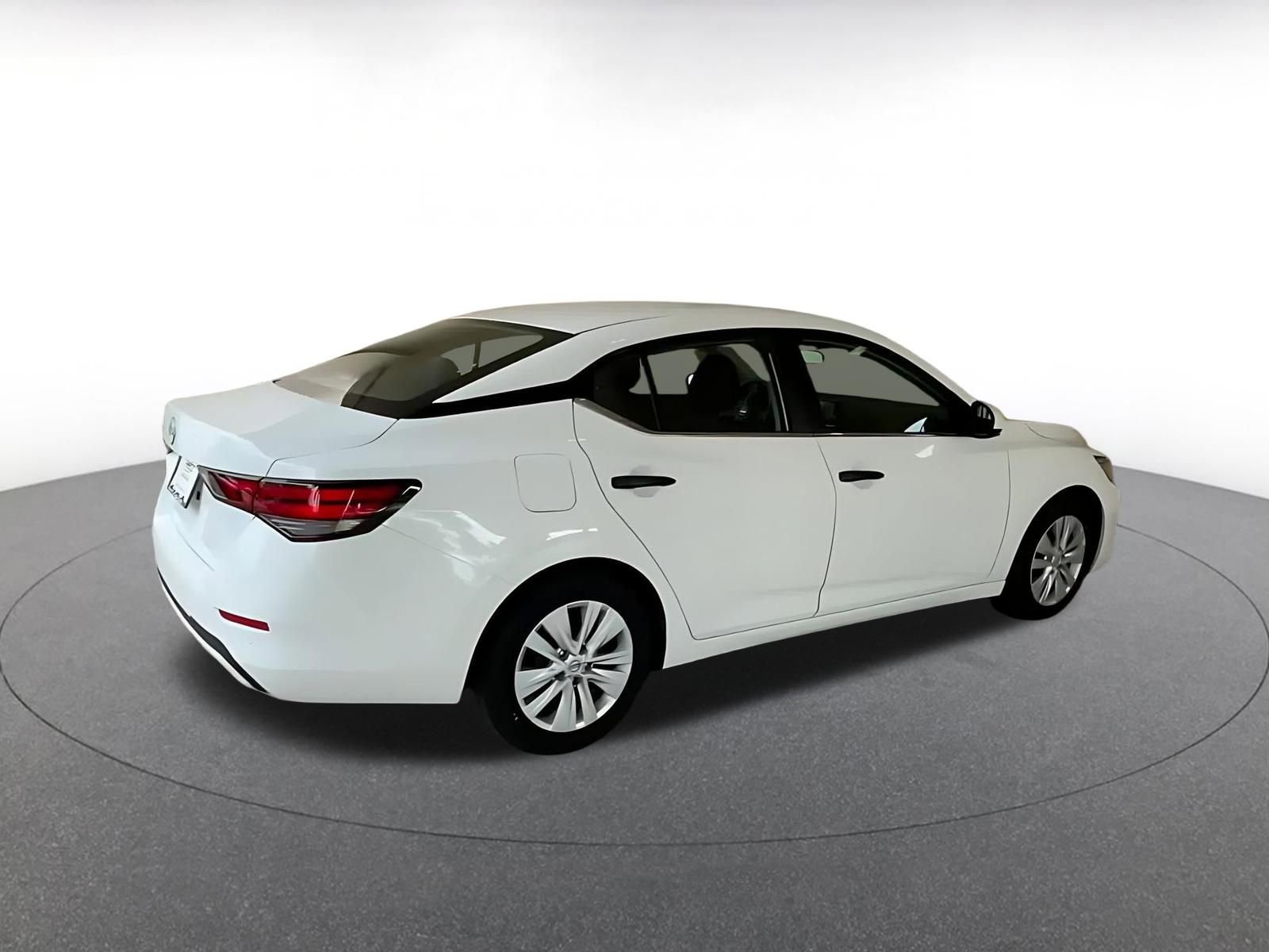 Thumbnail: 2025 Nissan Sentra - 15