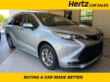 2023 Toyota Sienna XLE -
                Bonita Springs, FL