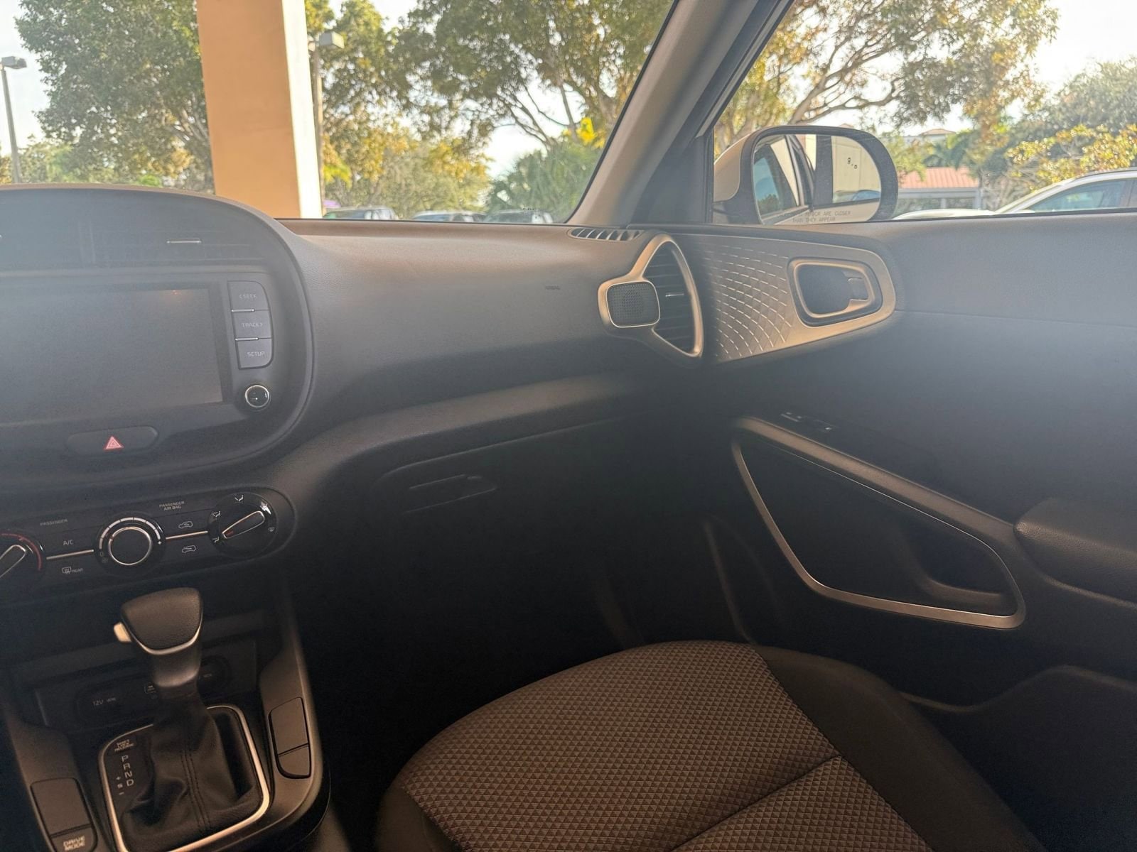 Thumbnail: 2025 Kia Soul - 29