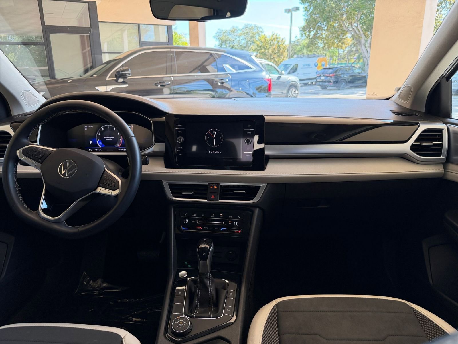 Thumbnail: 2025 Volkswagen Taos - 27